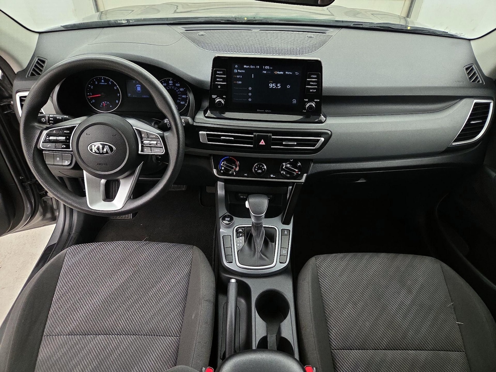 Apple CarPlay® & Android Auto™