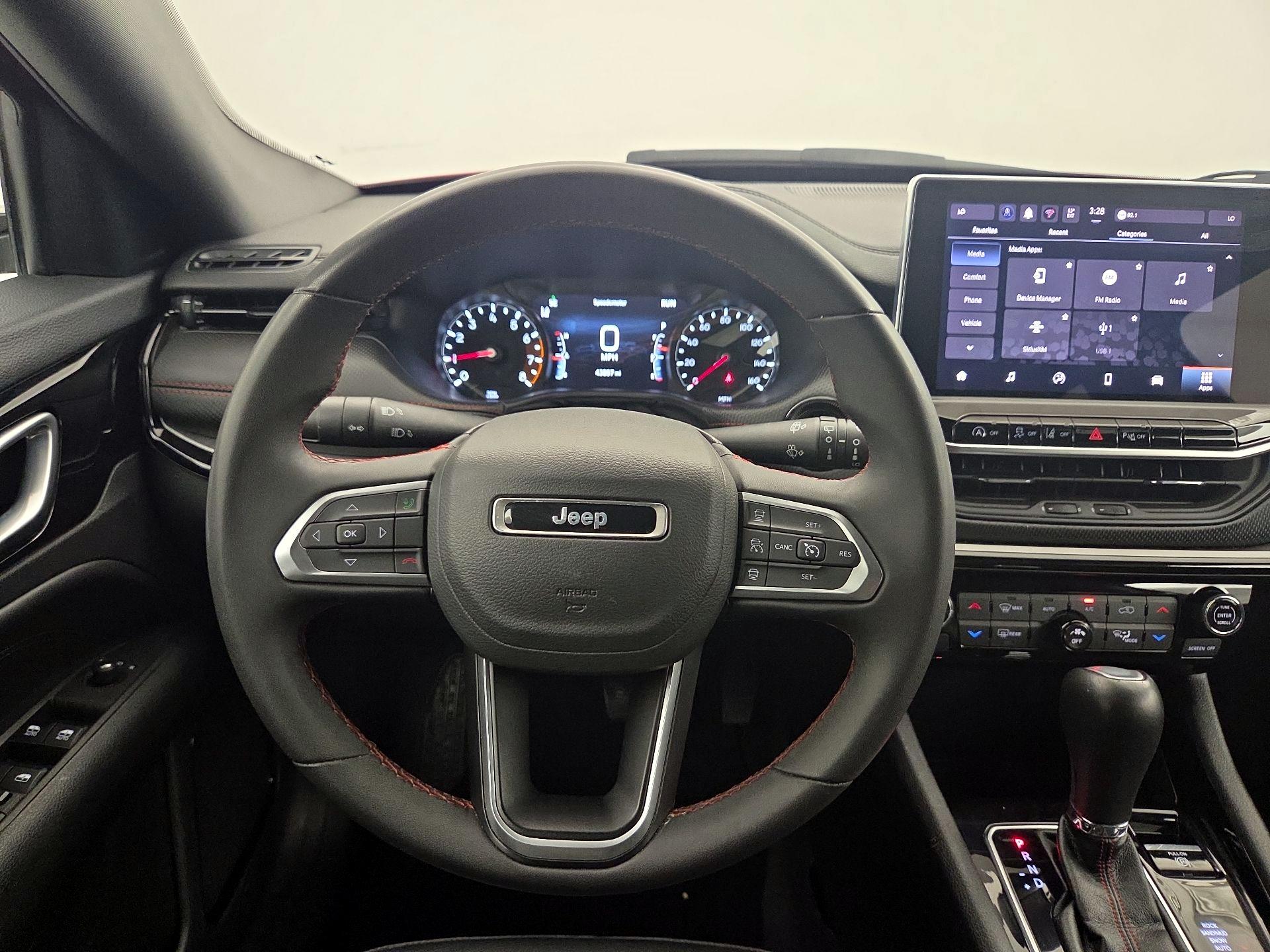 Thumbnail: 2025 Jeep Compass - 10
