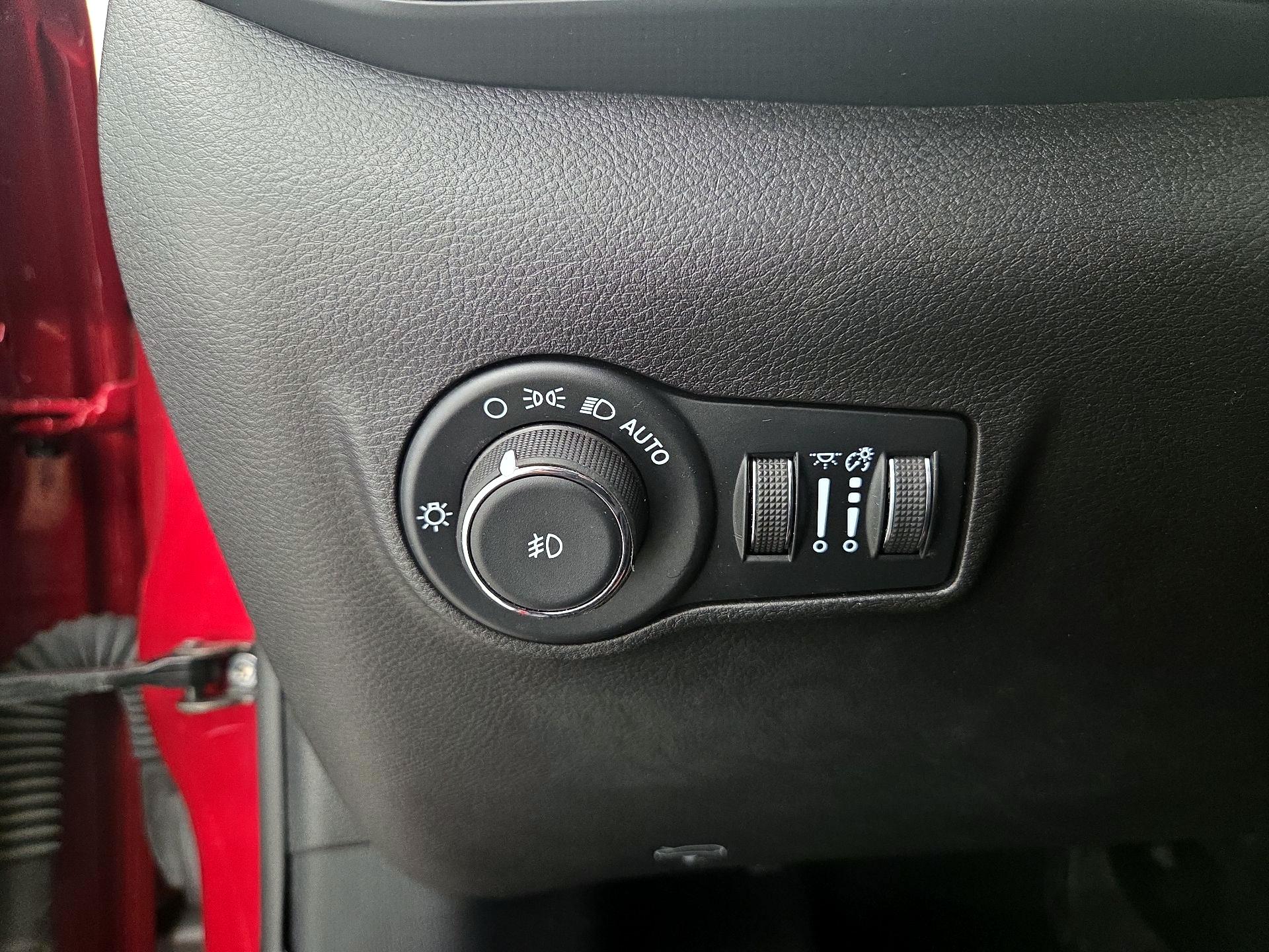 Thumbnail: 2025 Jeep Compass - 13