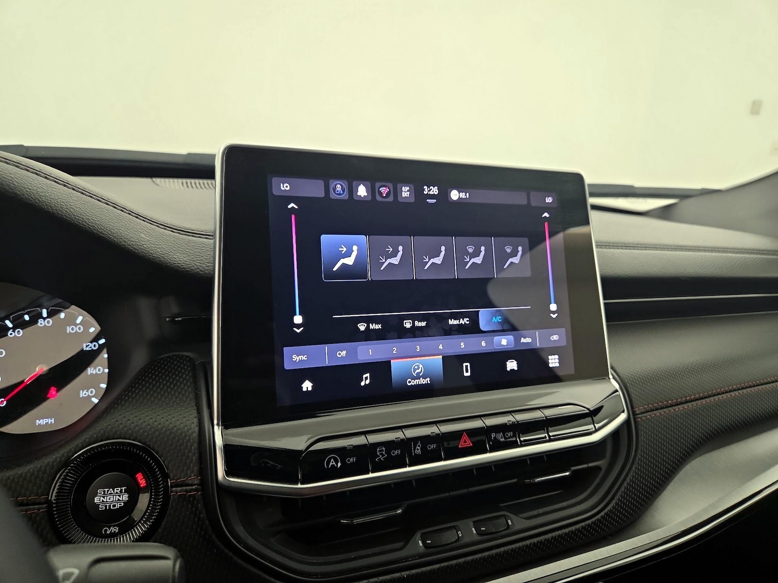 2025 Jeep Compass Trailhawk - Photo 17