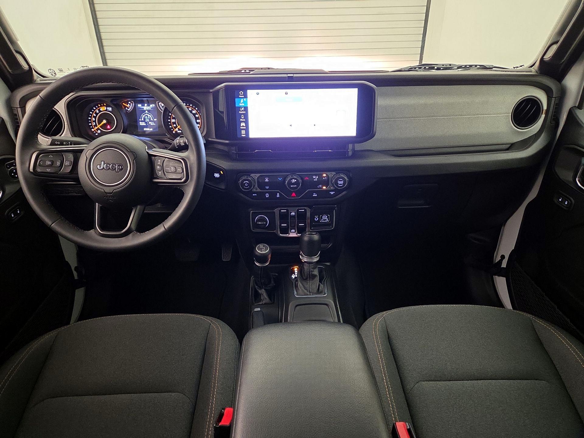 Thumbnail: 2025 Jeep Wrangler - 9