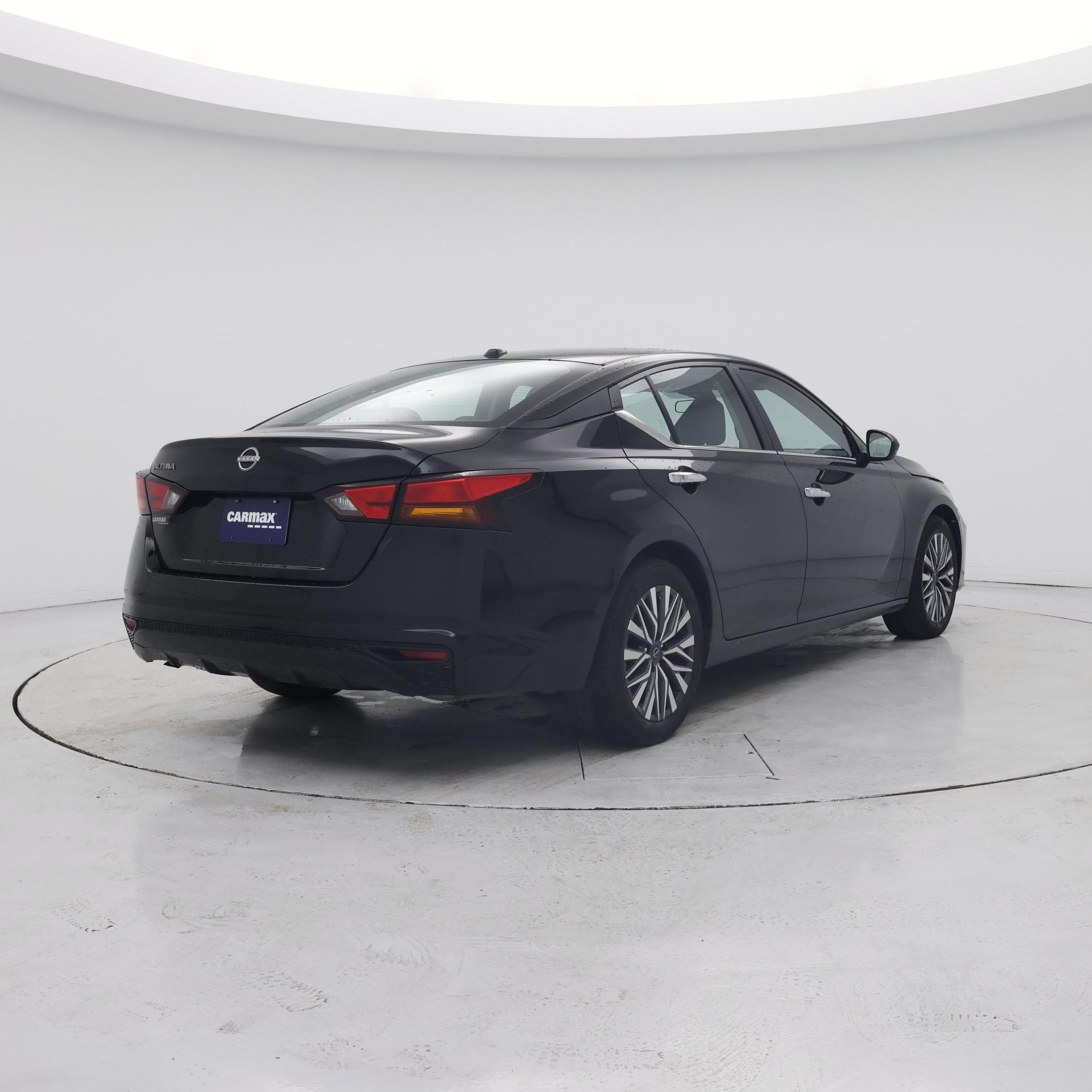 Thumbnail: 2025 Nissan Altima - 8