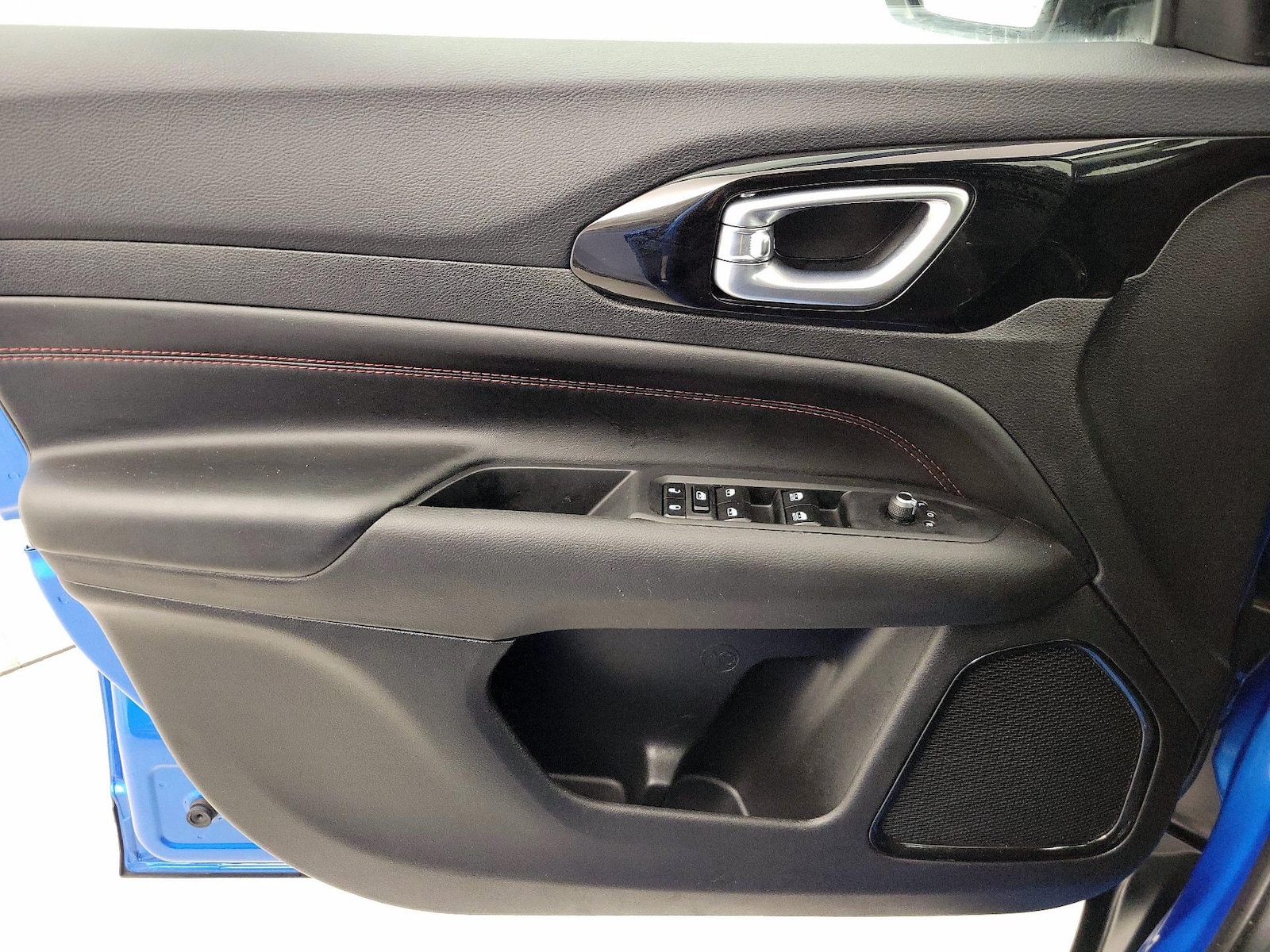 2025 Jeep Compass Trailhawk - Photo 13