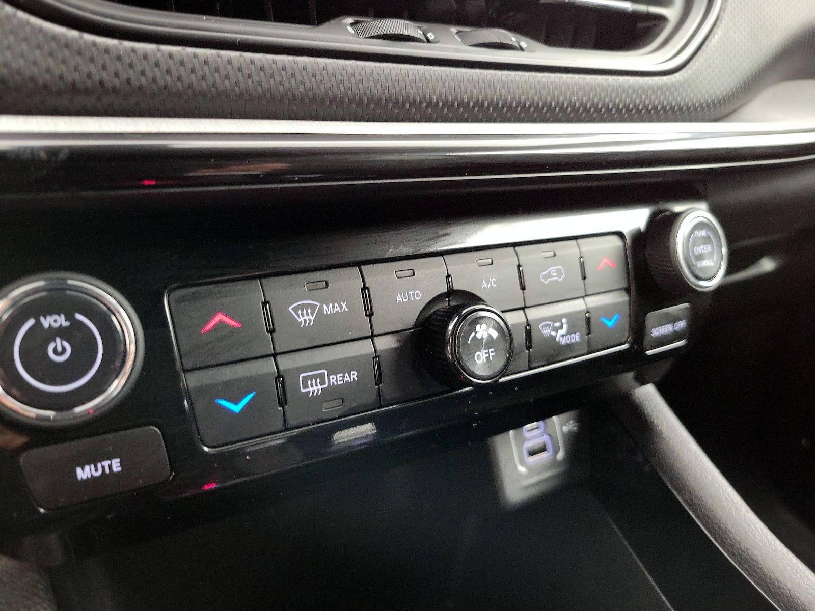 2025 Jeep Compass Trailhawk - Photo 17