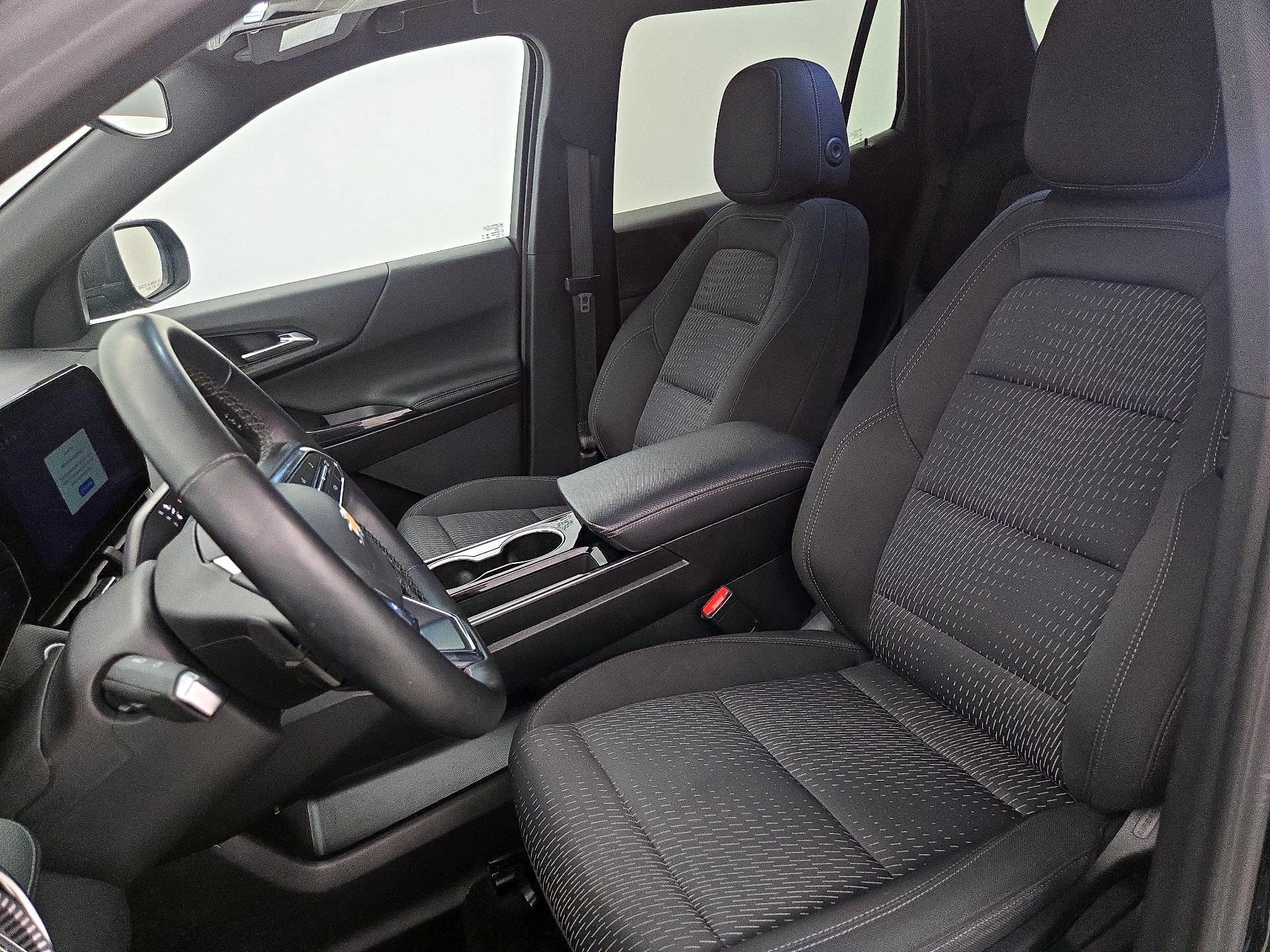 Thumbnail: 2025 Chevrolet Equinox - 11