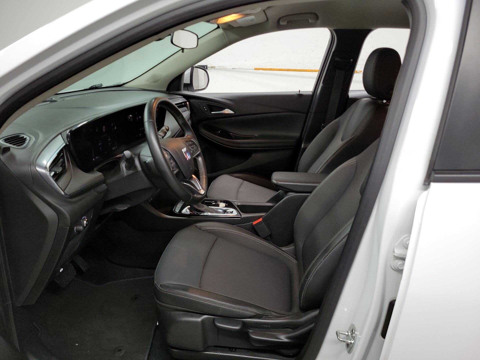 Thumbnail: 2025 Buick Encore GX - 9