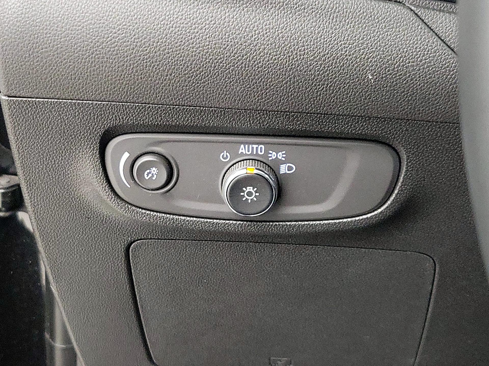 Thumbnail: 2025 Buick Encore GX - 13