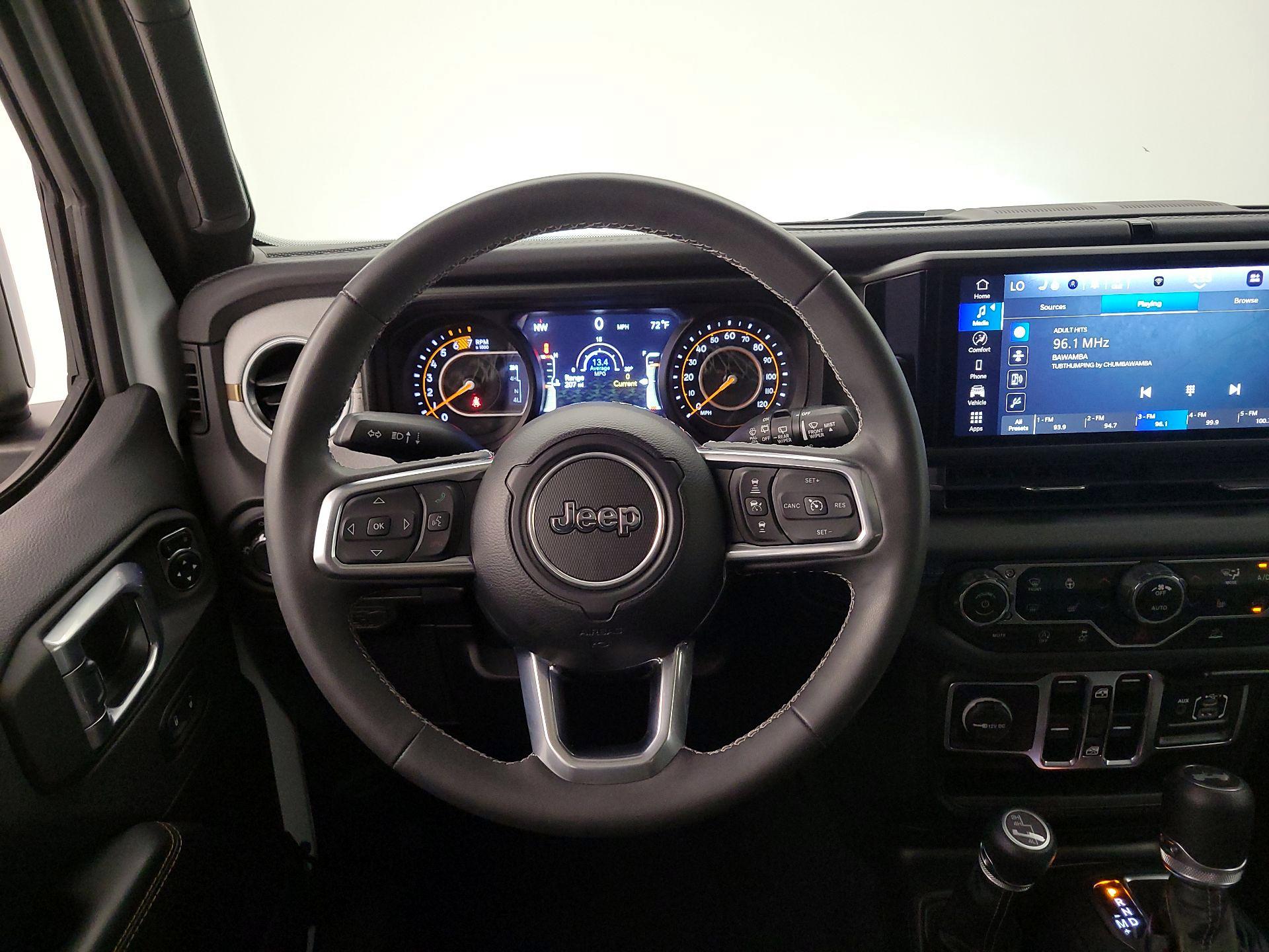 Thumbnail: 2025 Jeep Wrangler - 10