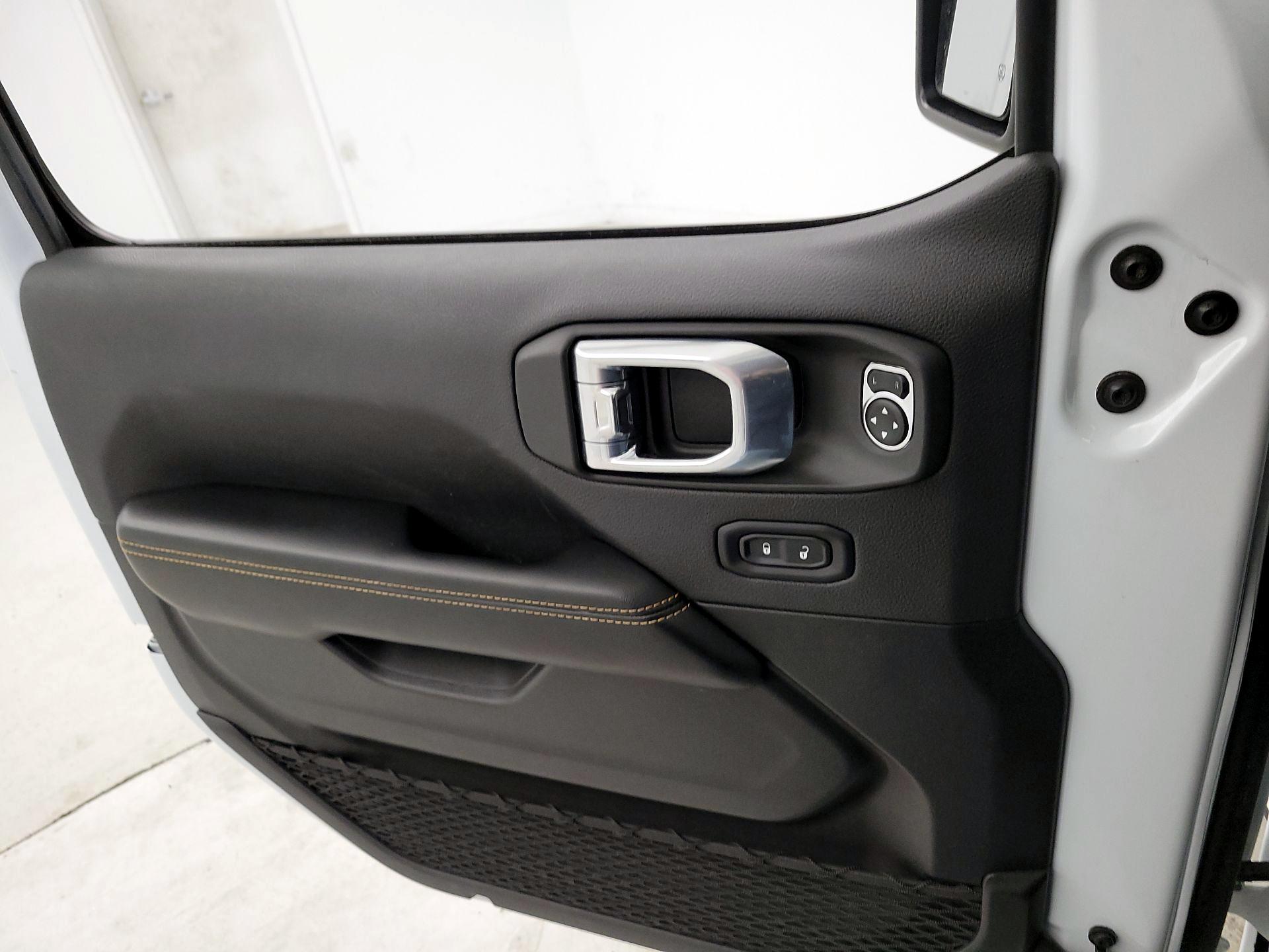 Thumbnail: 2025 Jeep Wrangler - 12