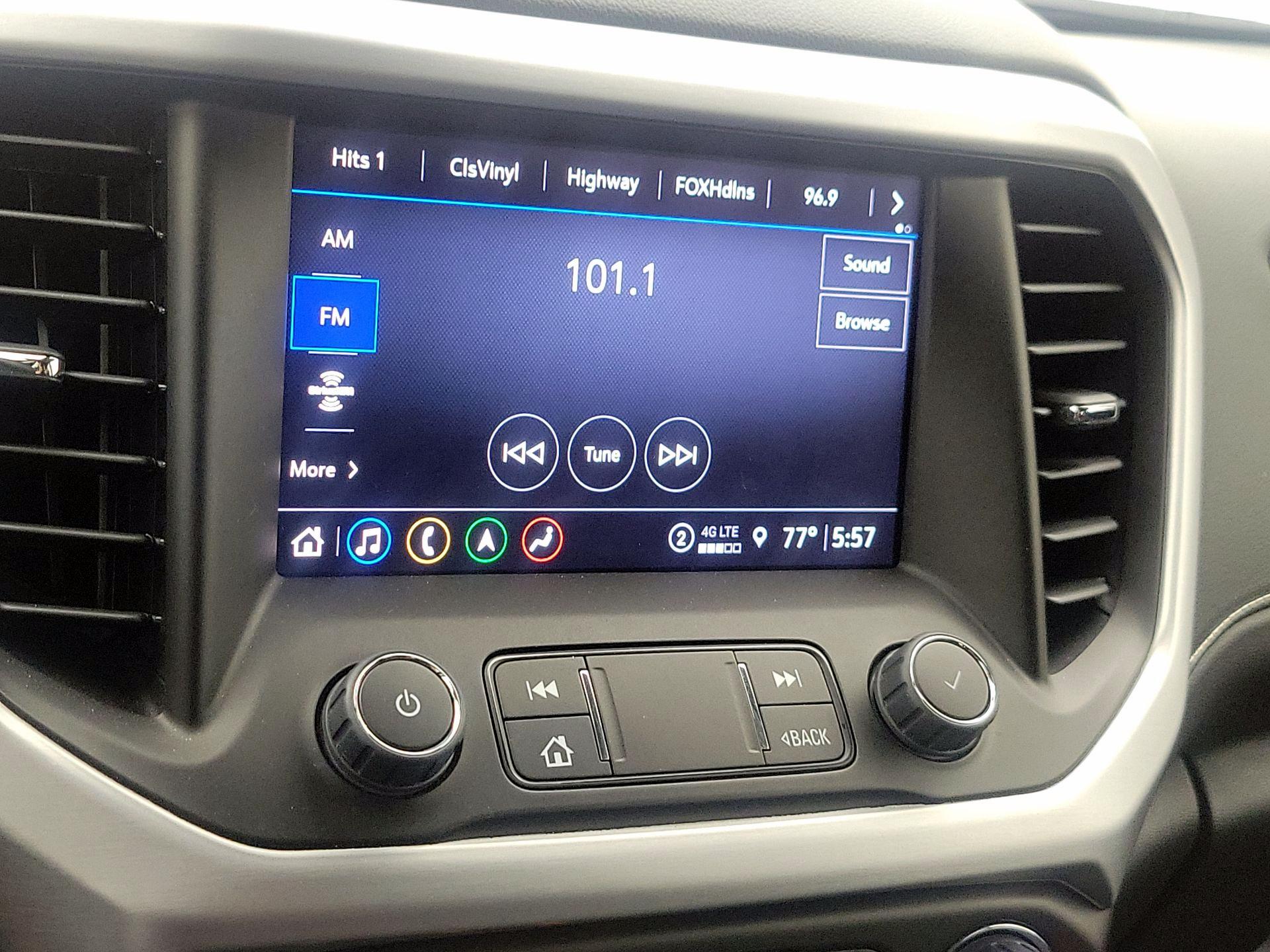Thumbnail: 2023 GMC Acadia - 16