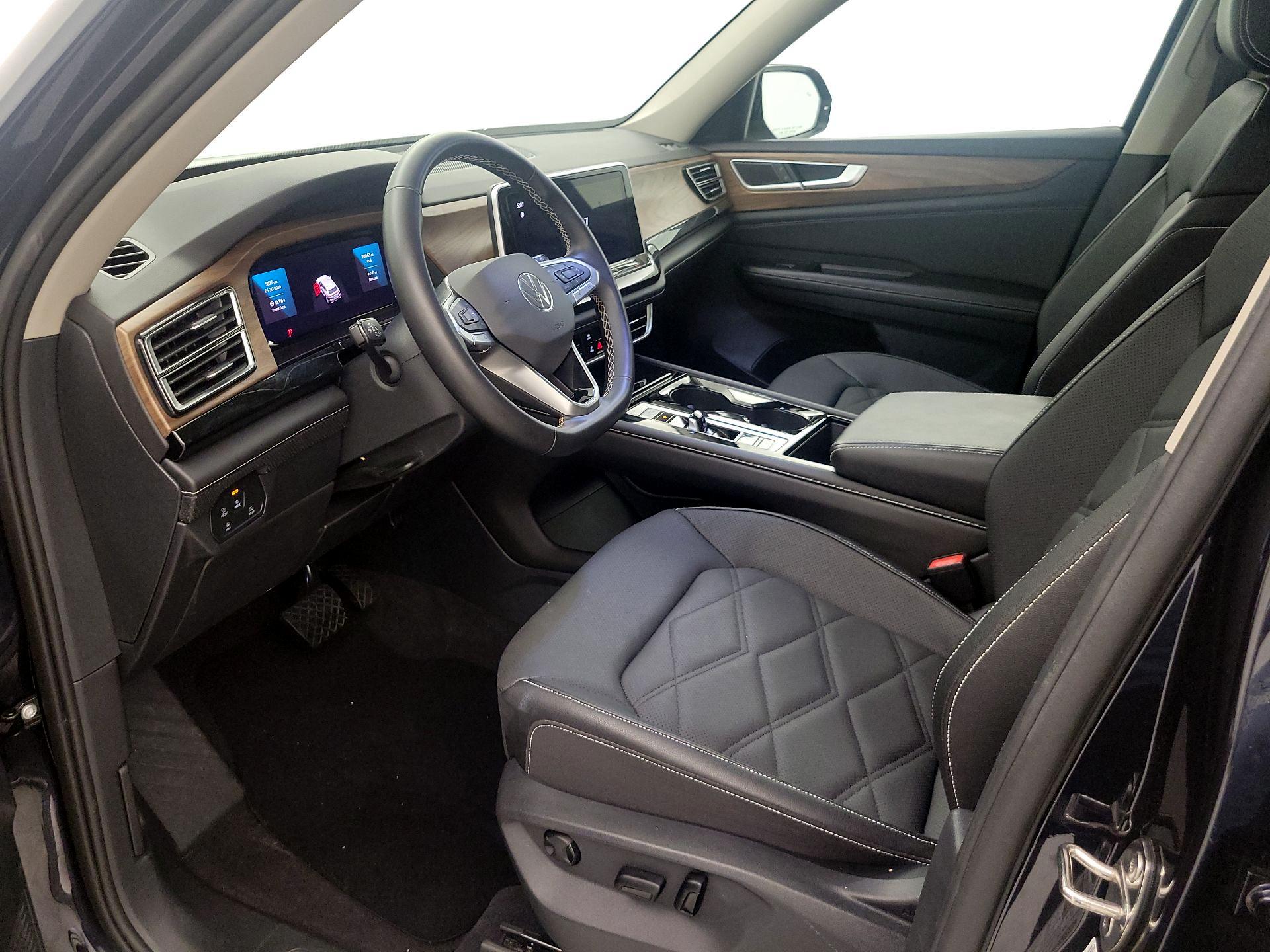 Thumbnail: 2025 Volkswagen Atlas - 11