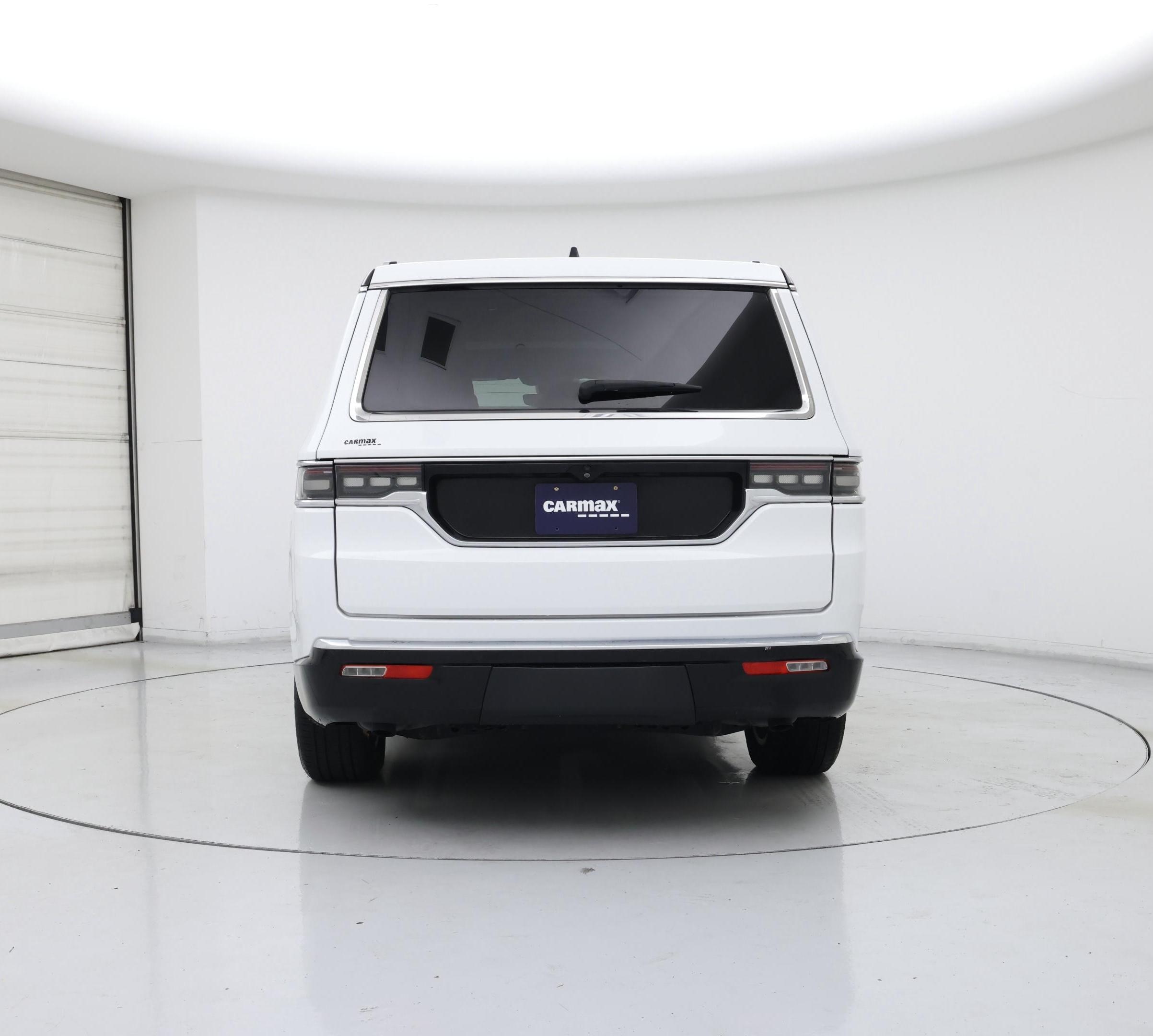 Thumbnail: 2023 Jeep Grand Wagoneer - 6