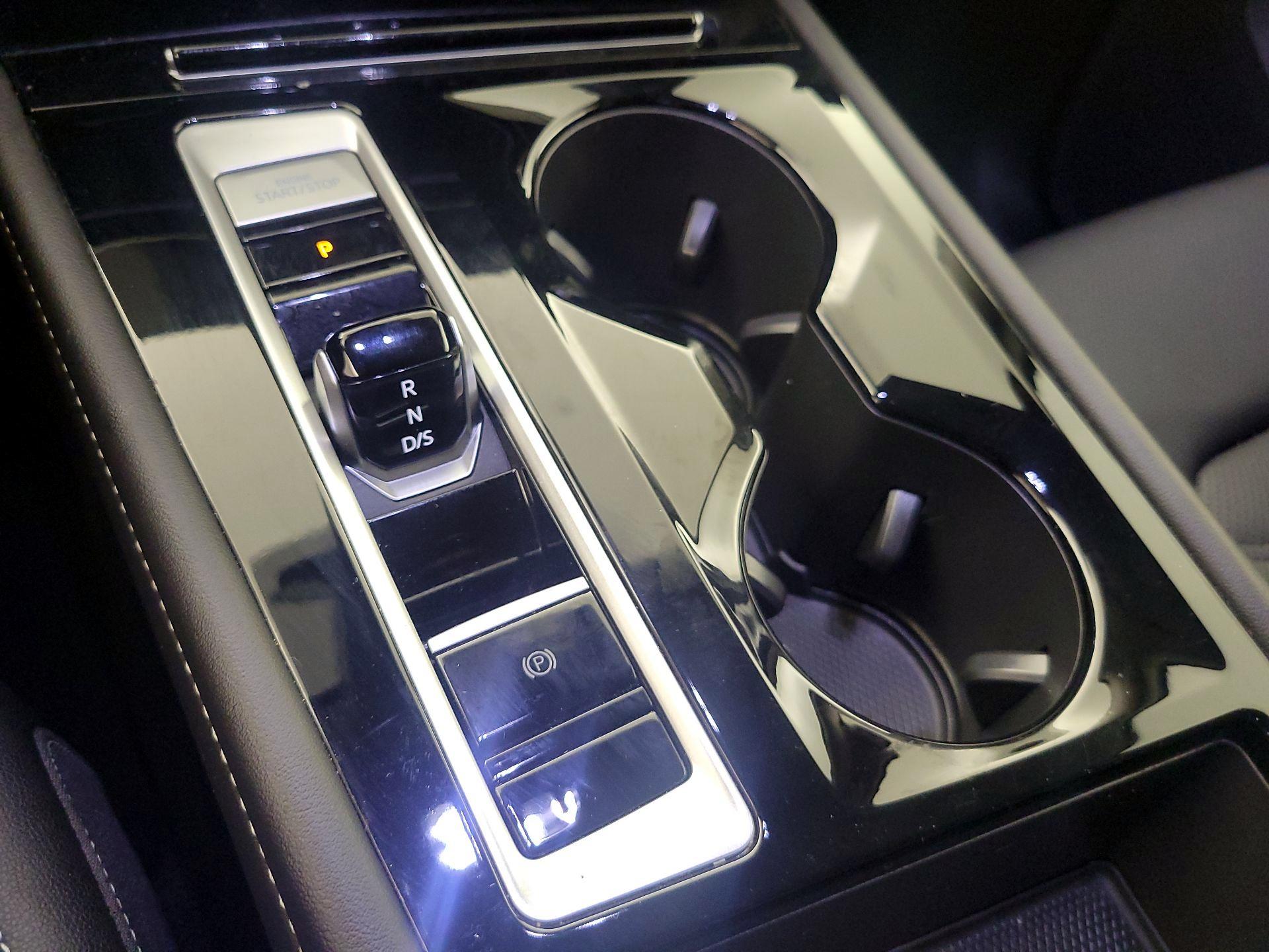 Thumbnail: 2025 Volkswagen Atlas - 17