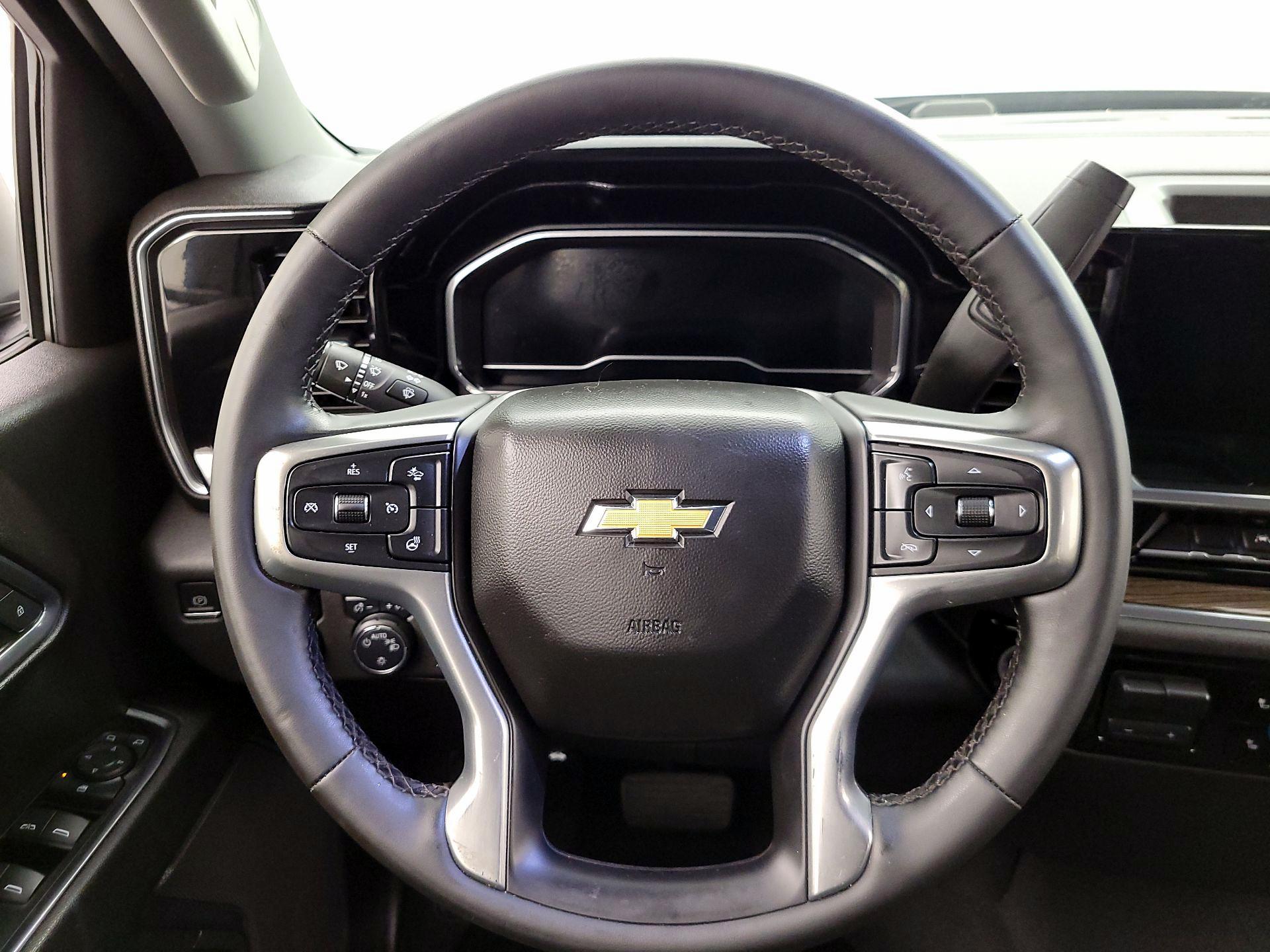 Thumbnail: 2023 Chevrolet Silverado 1500 - 10