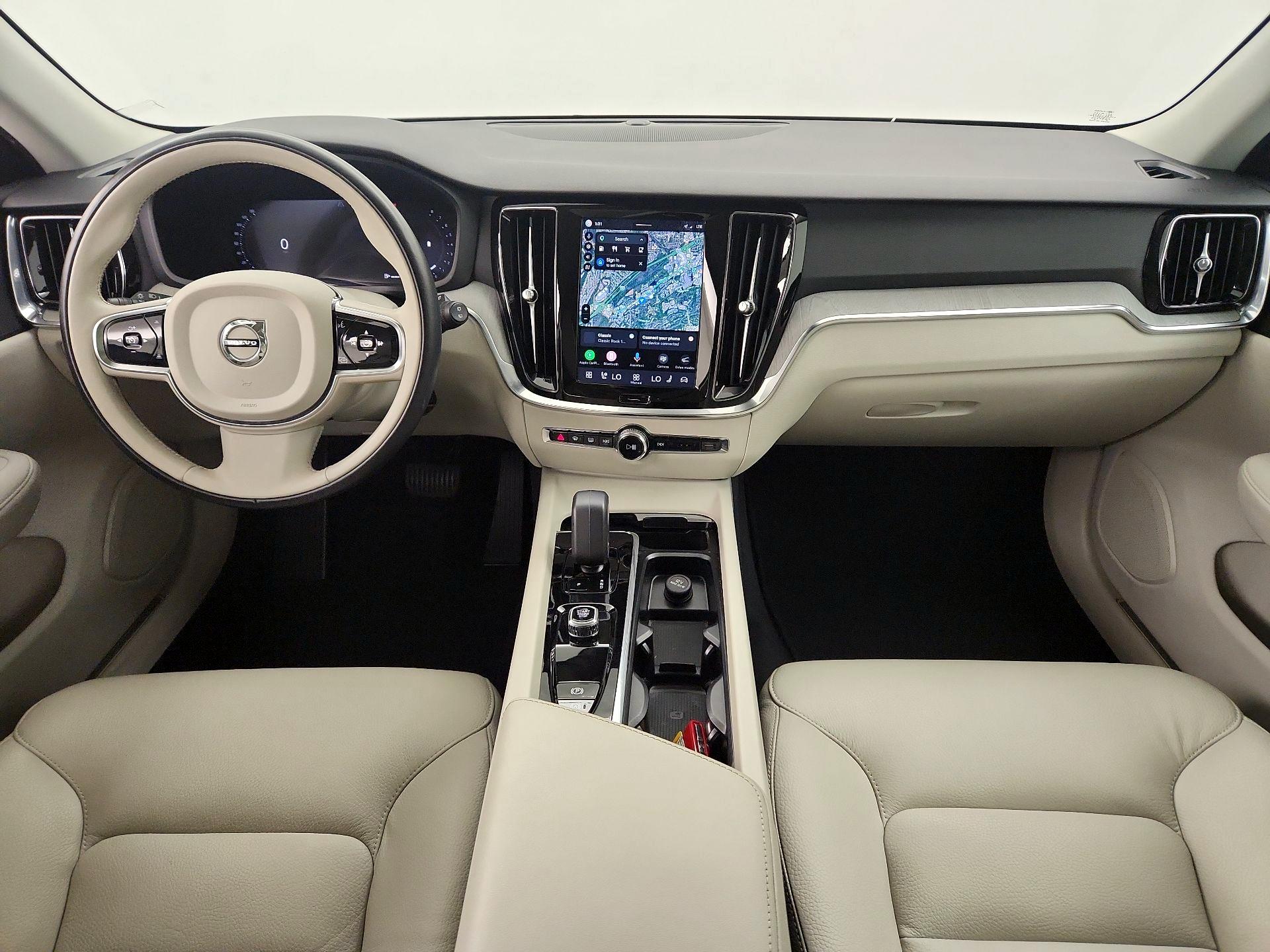 Thumbnail: 2025 Volvo S60 - 9