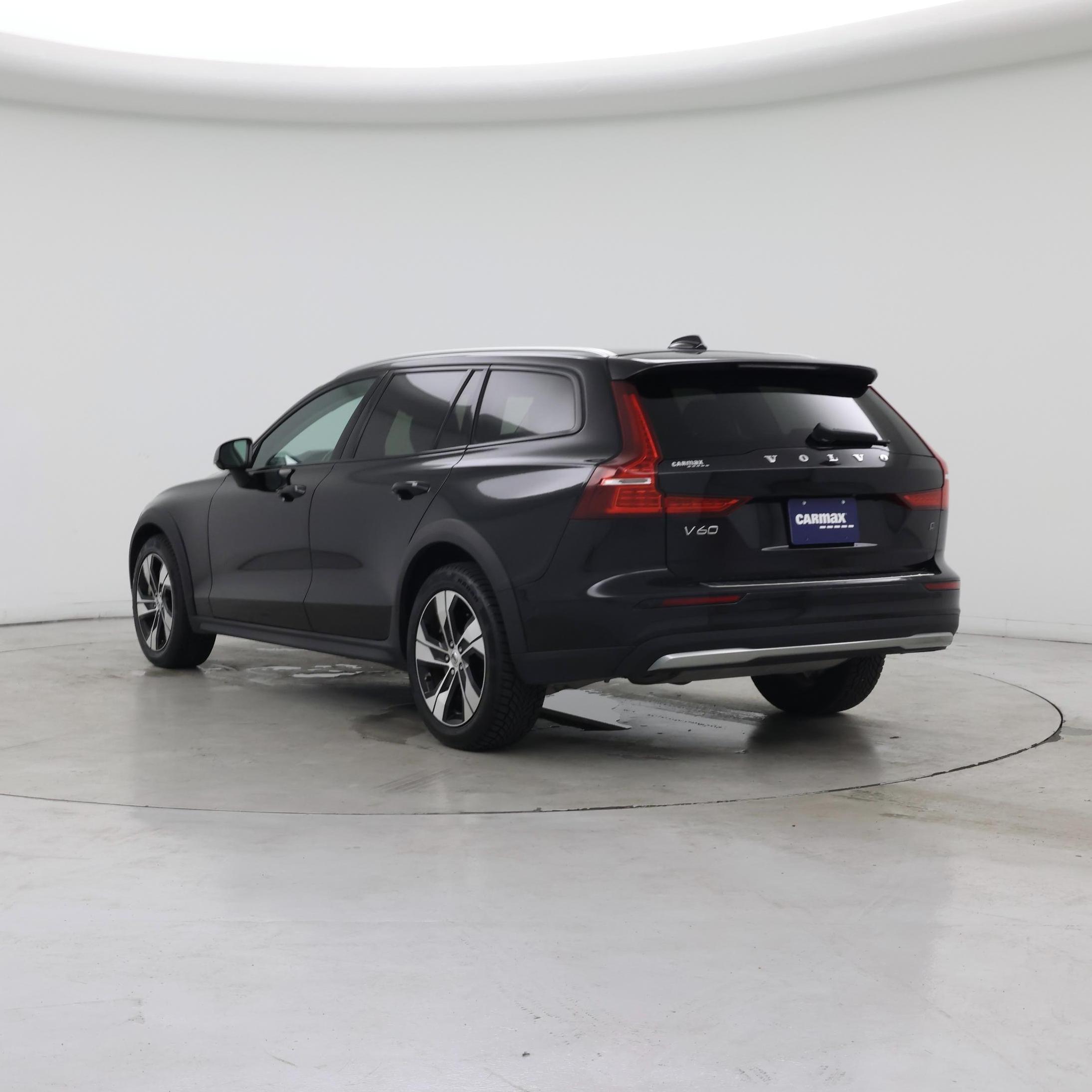 Thumbnail: 2025 Volvo S60 - 2