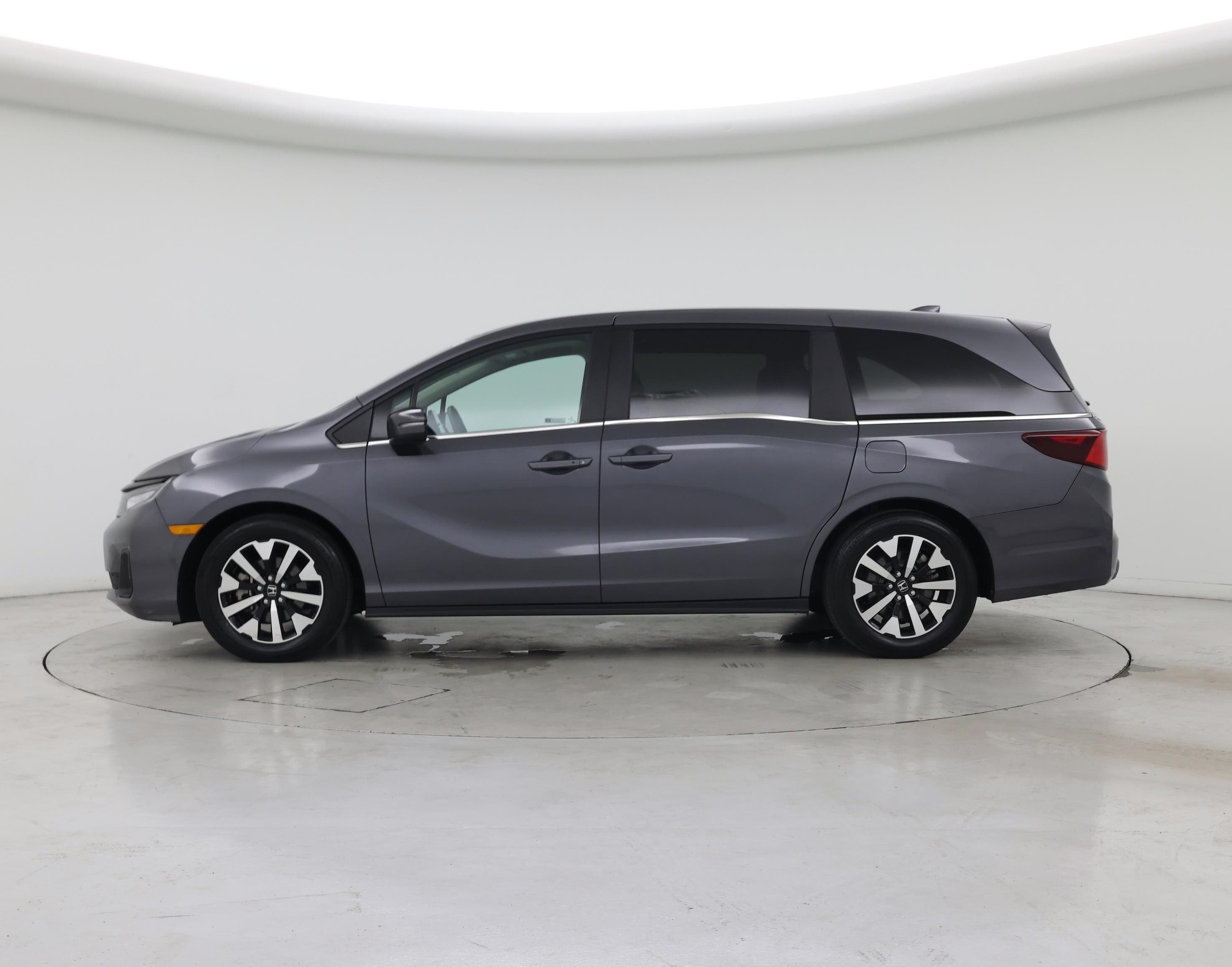 Thumbnail: 2025 Honda Odyssey - 3