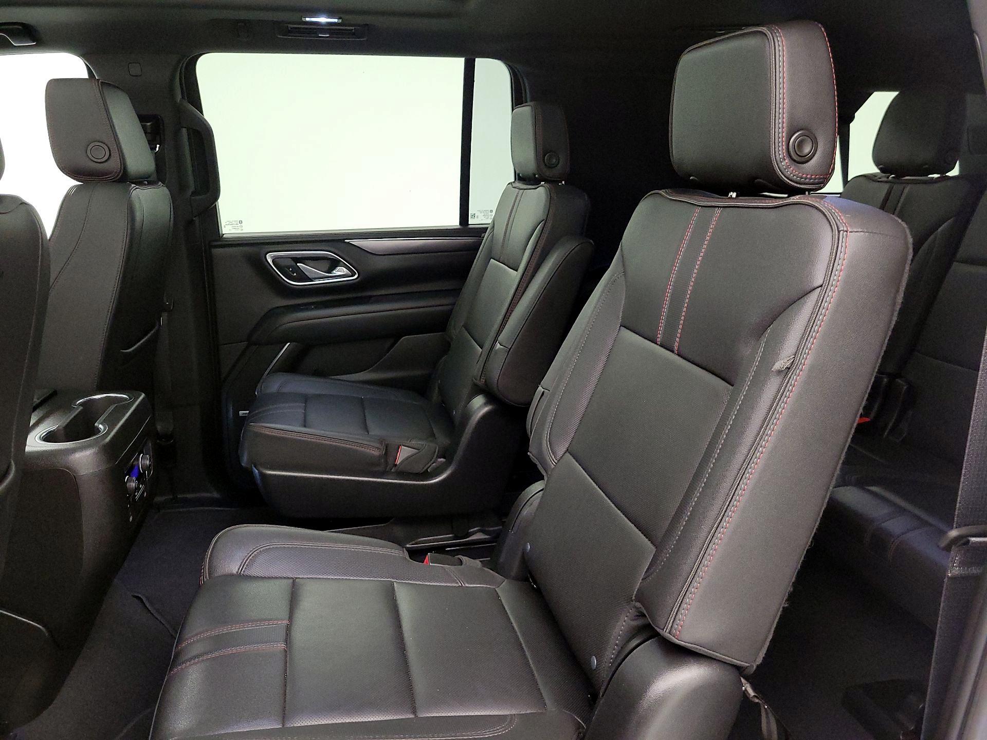 Thumbnail: 2023 Chevrolet Suburban - 20