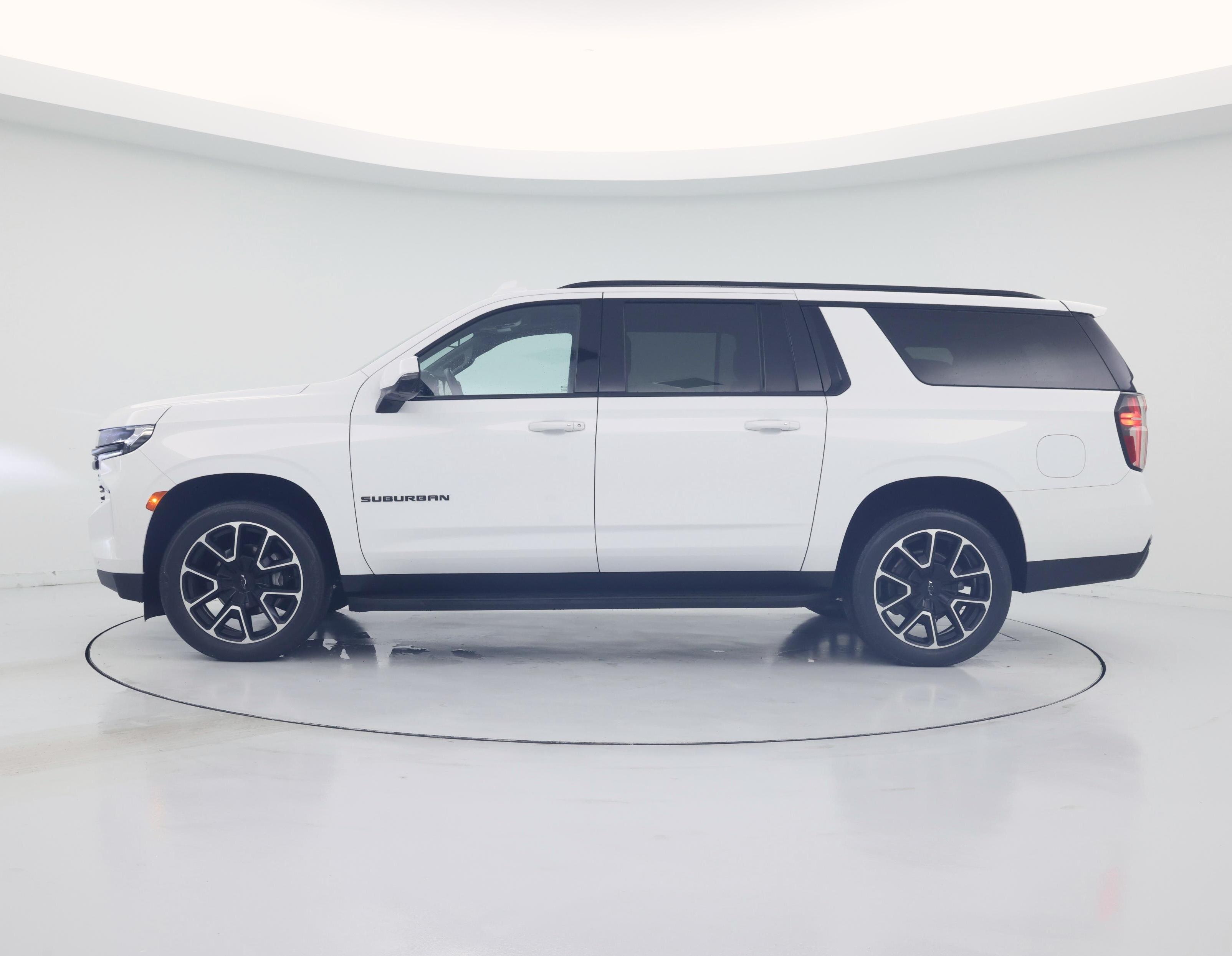 Thumbnail: 2023 Chevrolet Suburban - 3