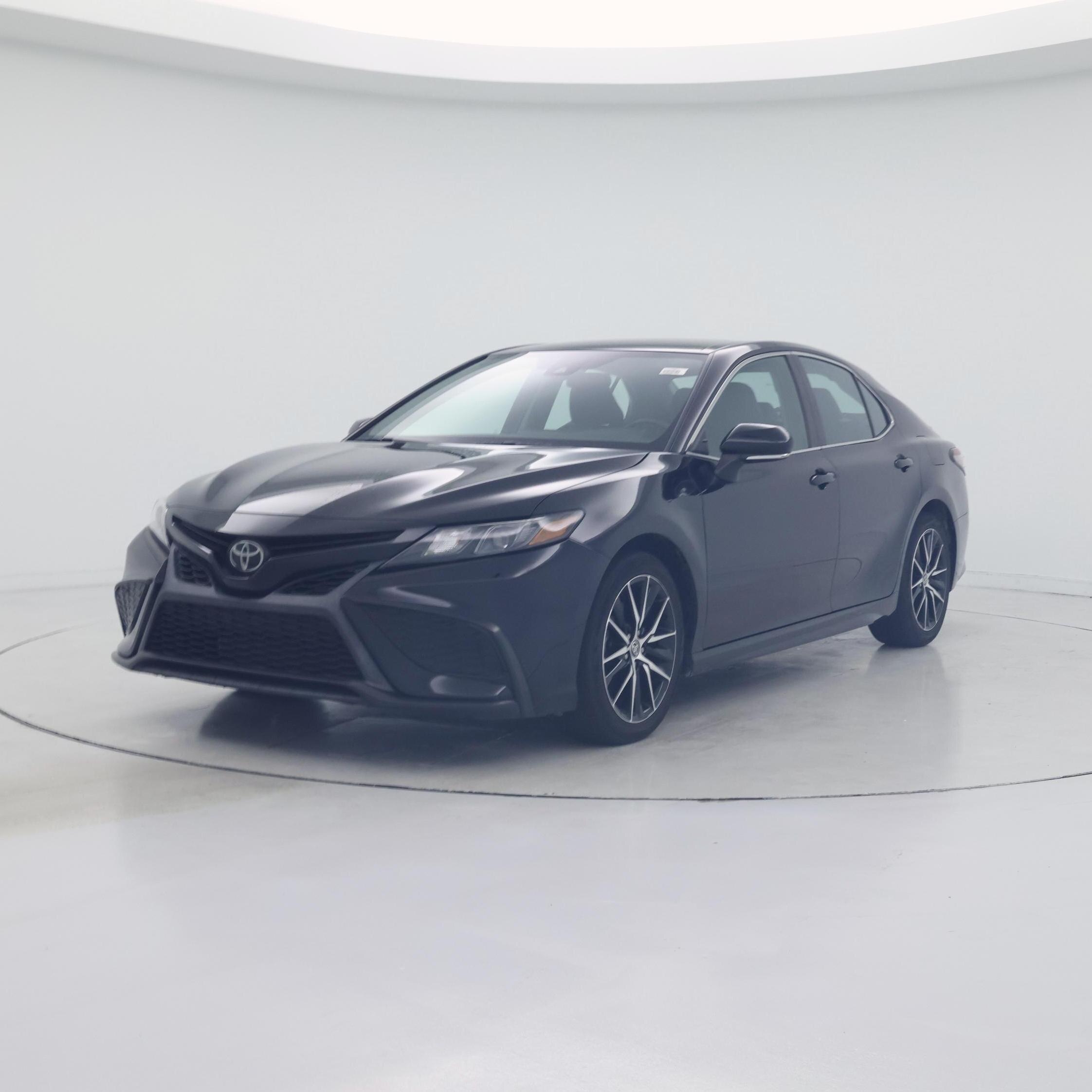 Thumbnail: 2022 Toyota Camry - 4
