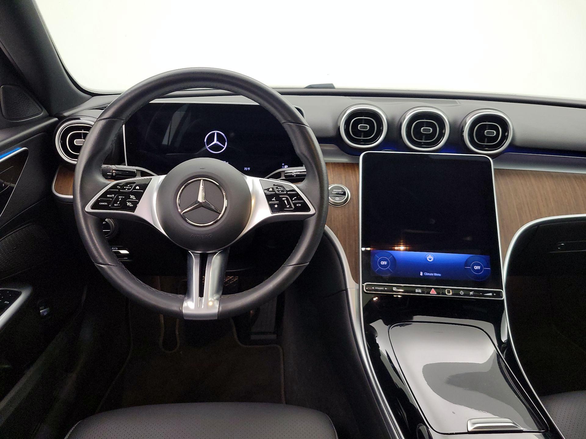 Thumbnail: 2025 Mercedes-Benz C-Class - 10