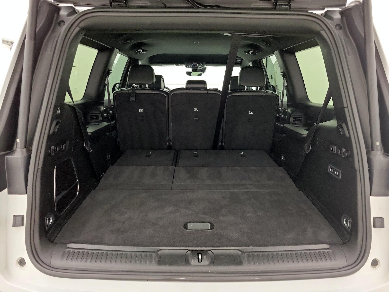 2023 Jeep Wagoneer Series III - Photo 24