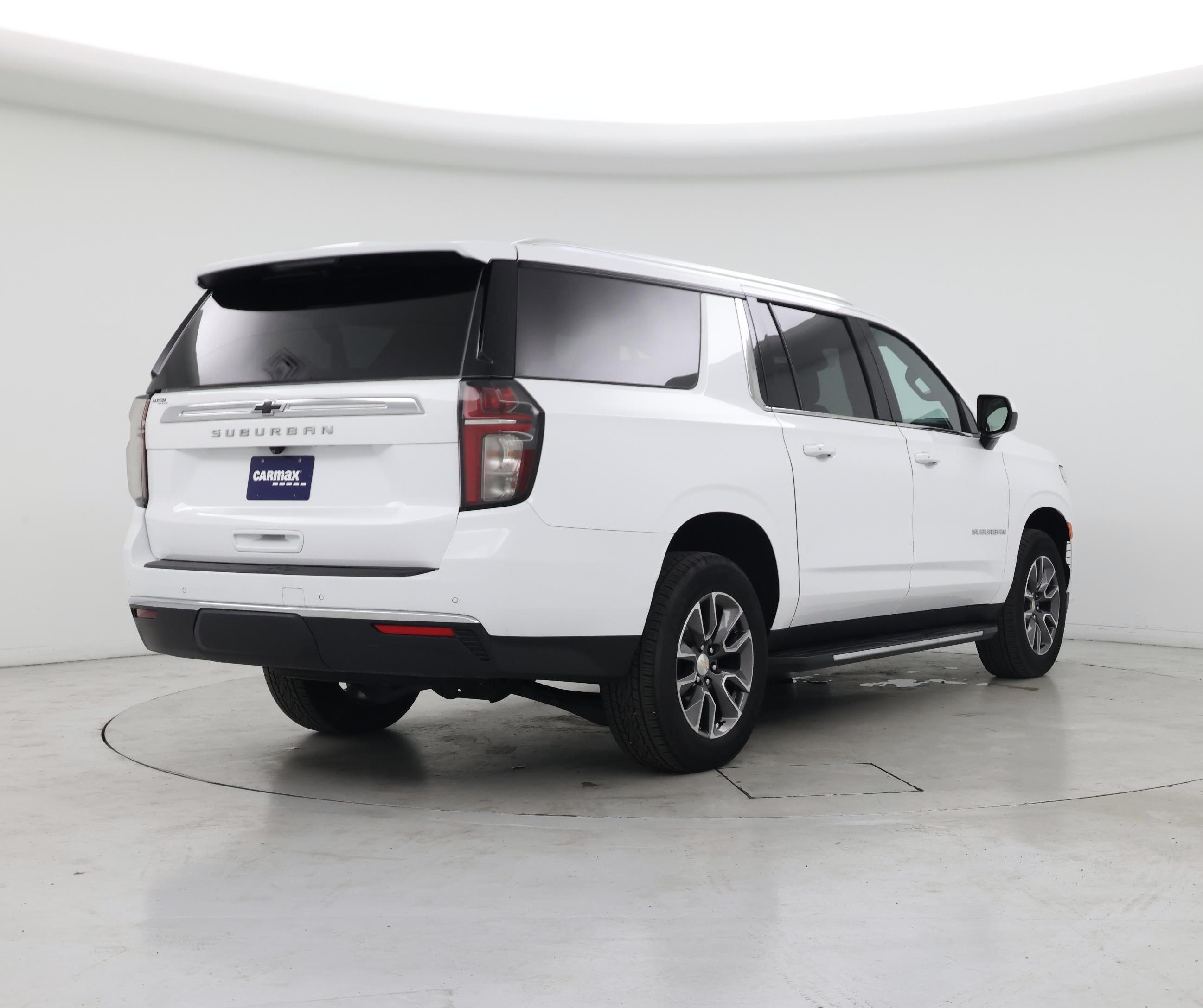 Thumbnail: 2024 Chevrolet Suburban - 8