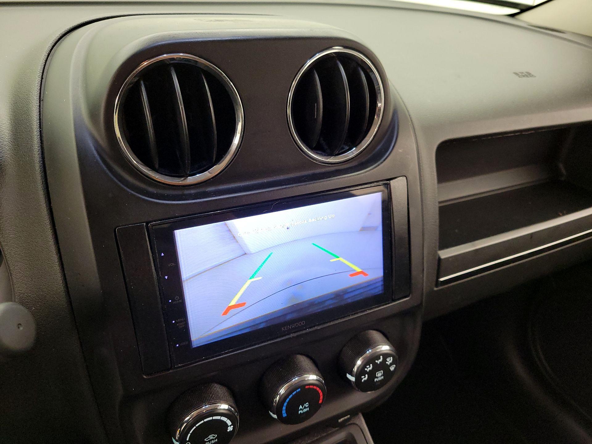 Thumbnail: 2017 Jeep Patriot - 13