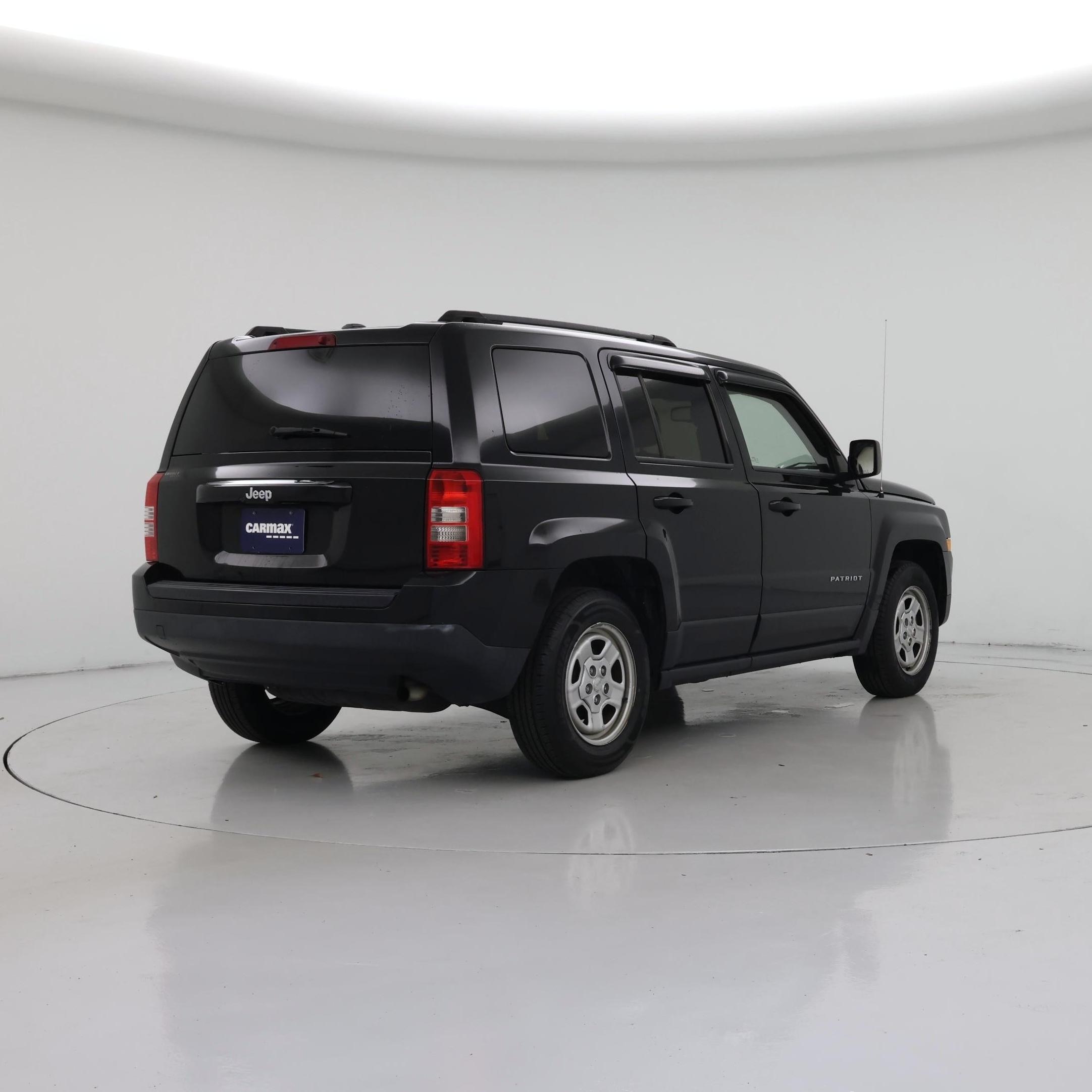 Thumbnail: 2017 Jeep Patriot - 8