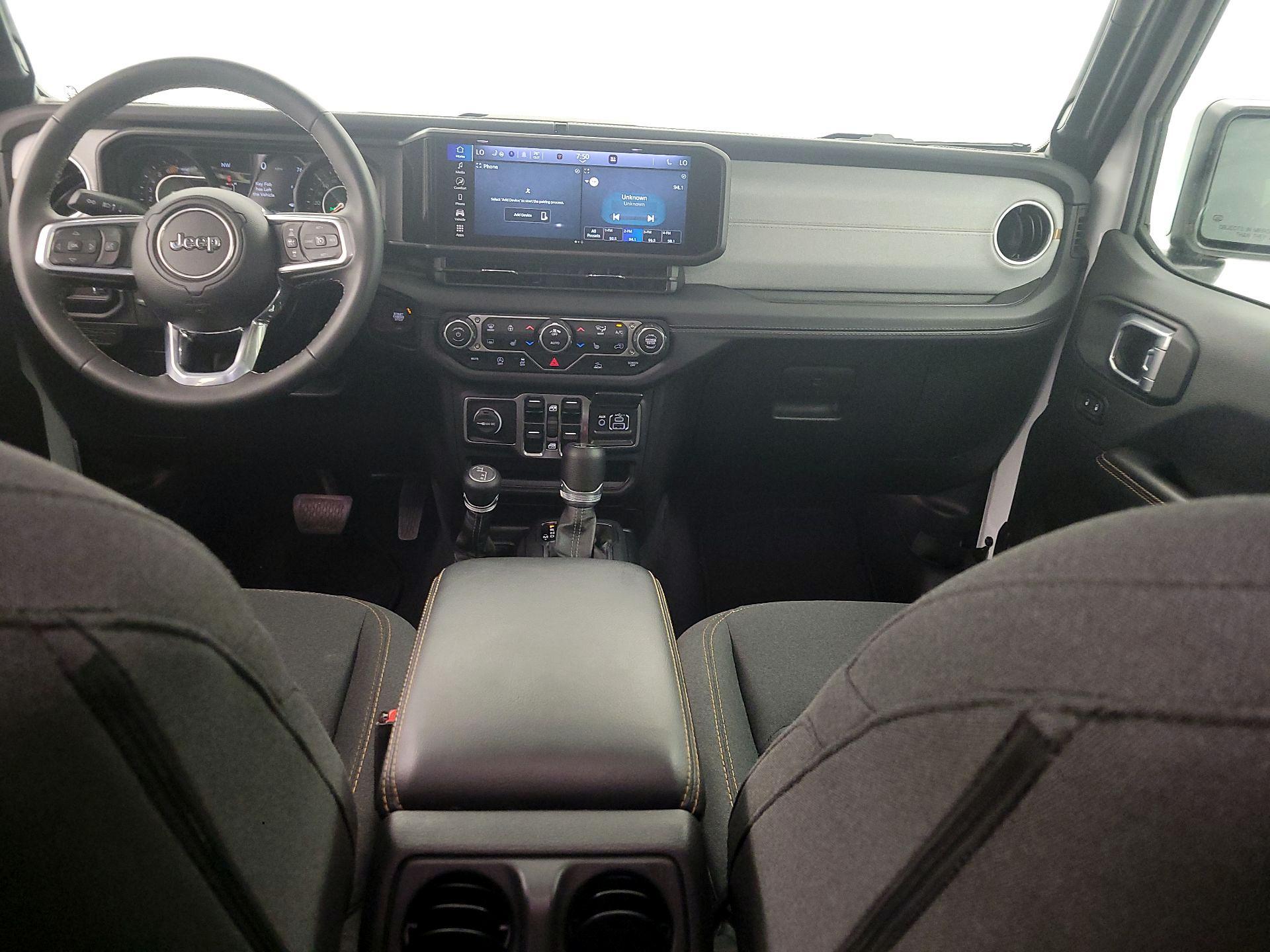 Thumbnail: 2025 Jeep Wrangler - 9