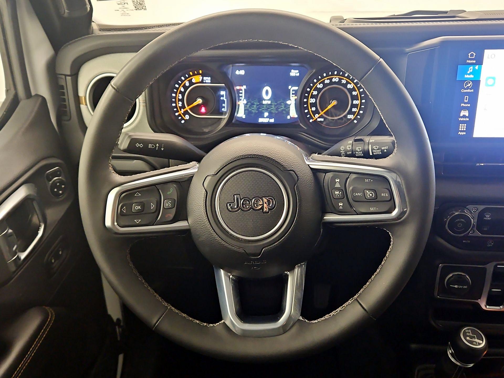 Thumbnail: 2025 Jeep Wrangler - 10
