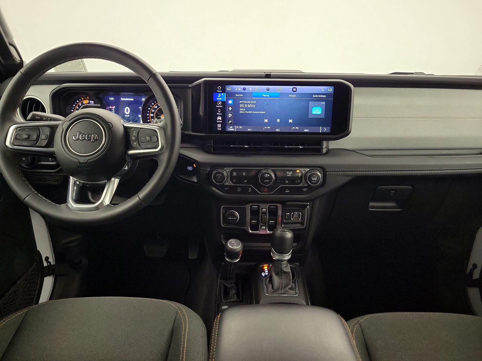 Thumbnail: 2025 Jeep Wrangler - 9