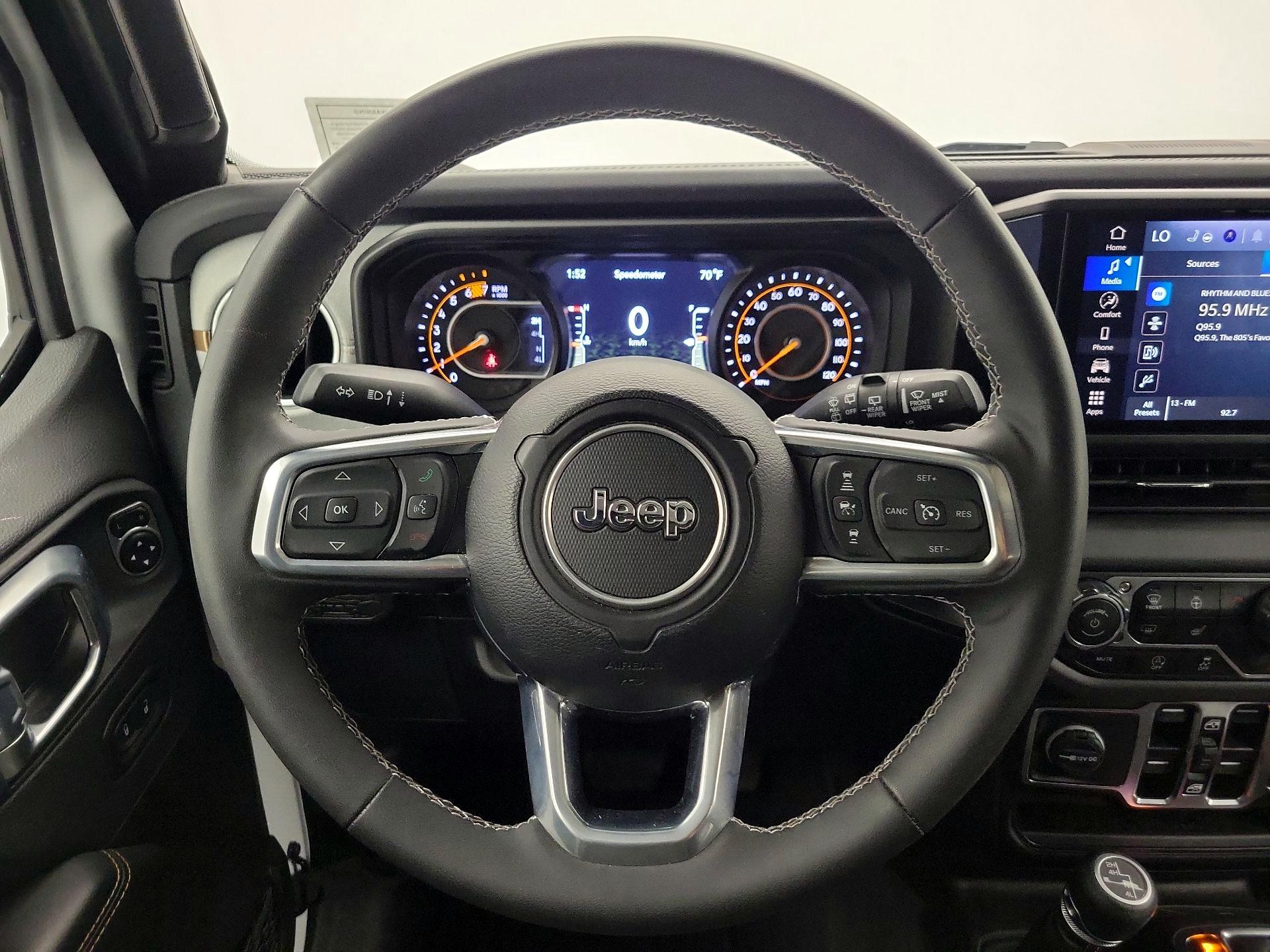 Thumbnail: 2025 Jeep Wrangler - 10