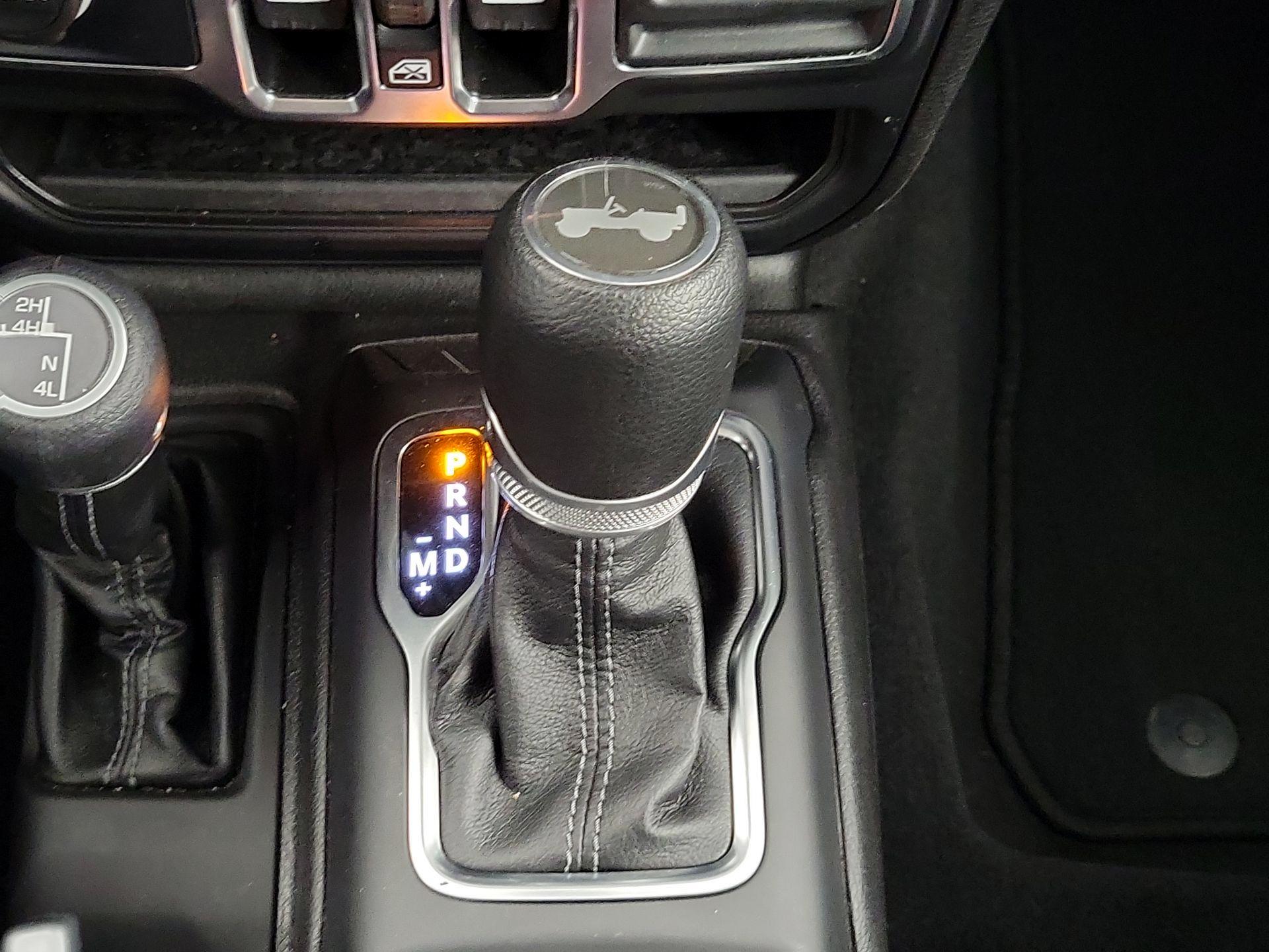 Thumbnail: 2025 Jeep Wrangler - 17