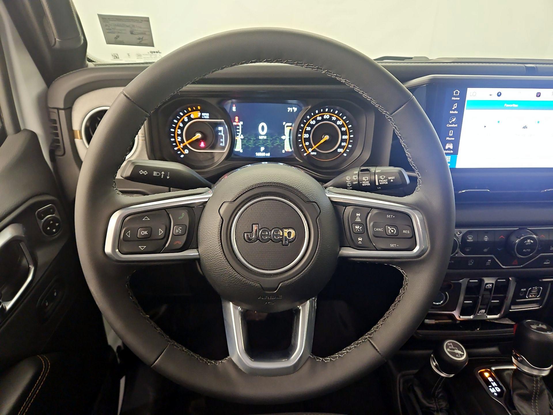 Thumbnail: 2025 Jeep Wrangler - 10