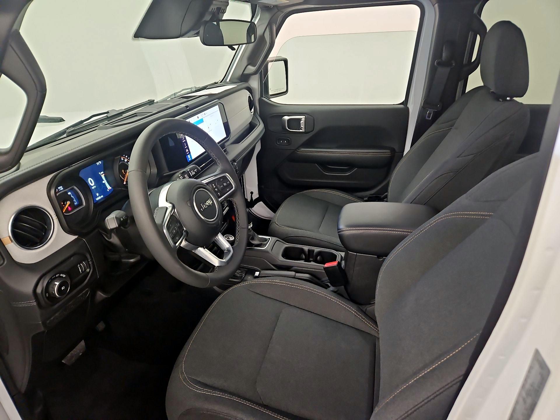 Thumbnail: 2025 Jeep Wrangler - 11