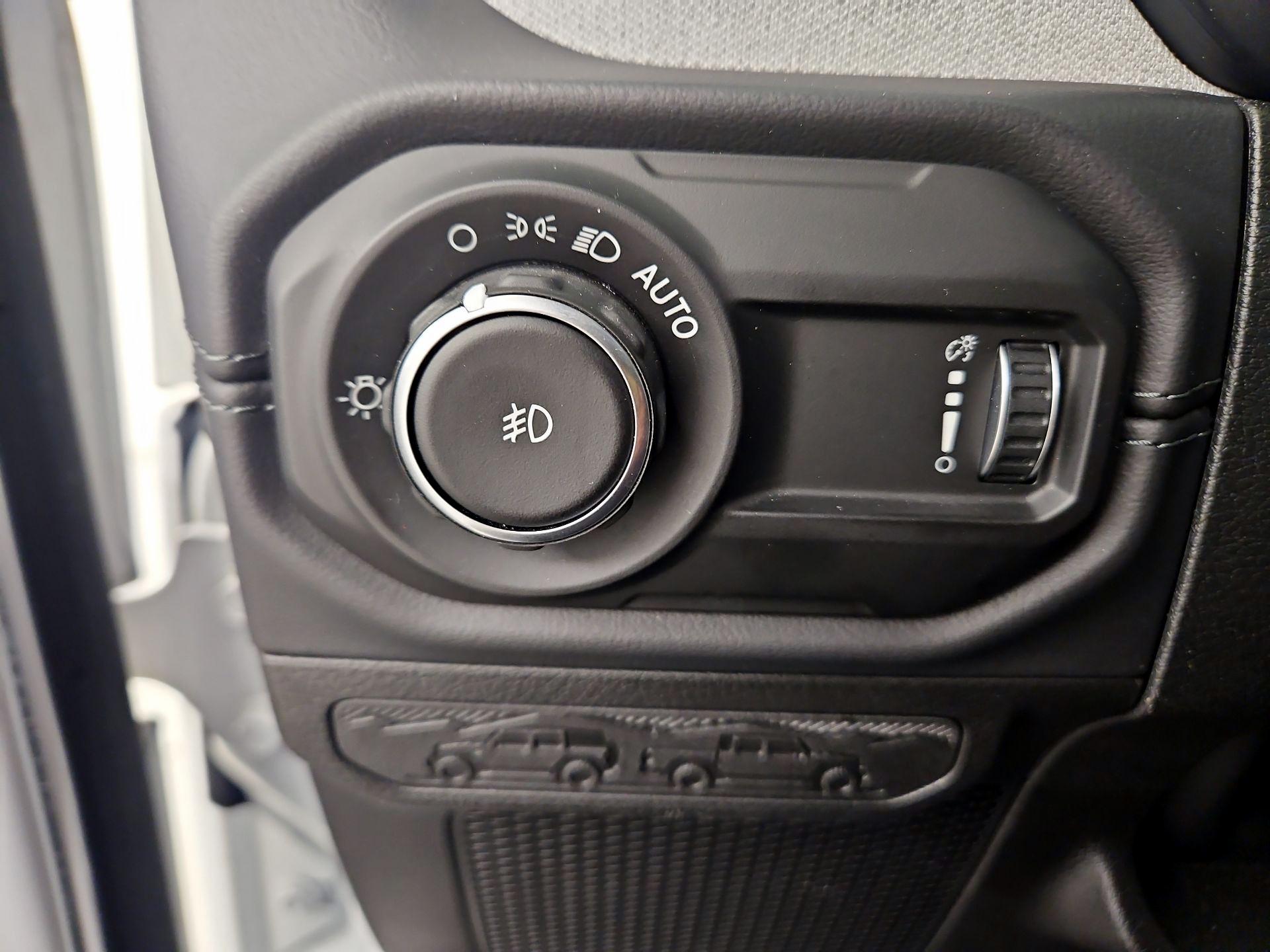 Thumbnail: 2025 Jeep Wrangler - 13