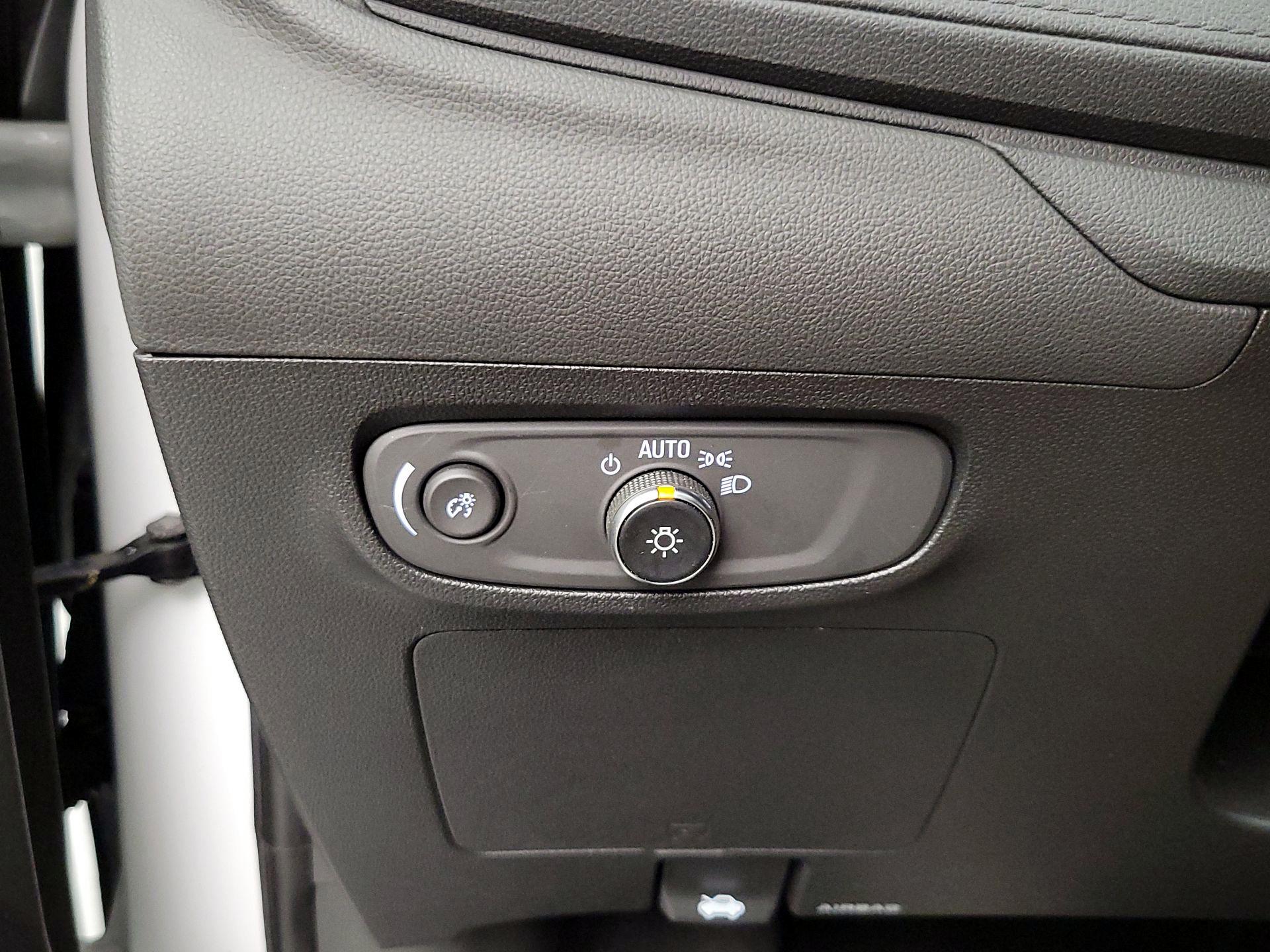 Thumbnail: 2025 Buick Encore GX - 13