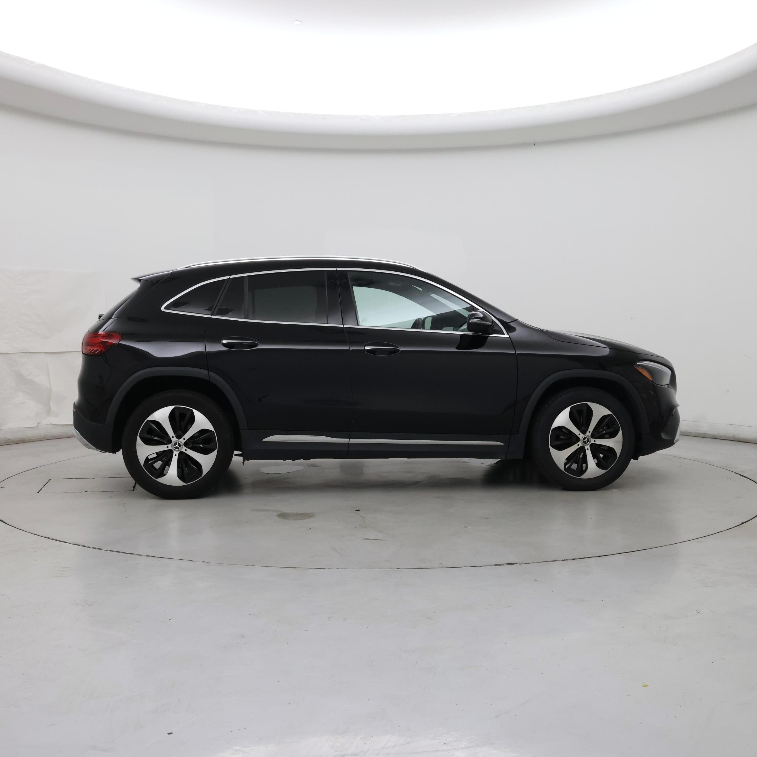 Thumbnail: 2025 Mercedes-Benz GLA - 7
