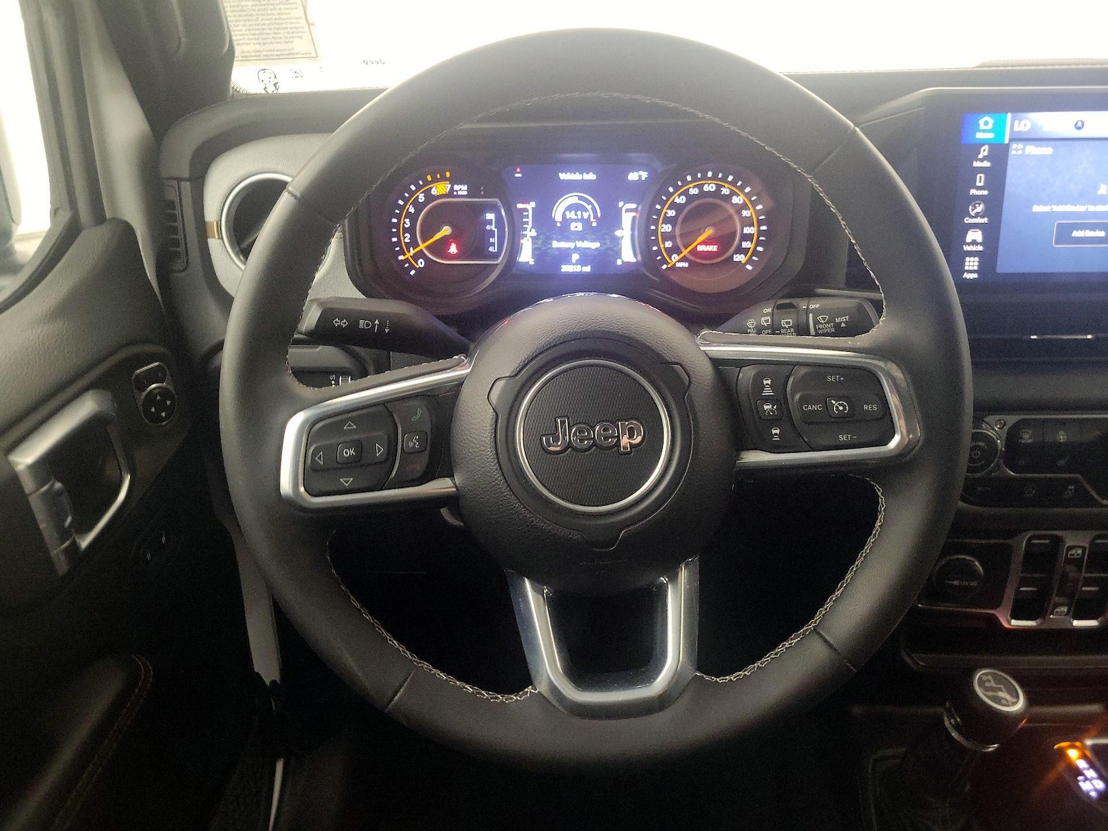 2025 Jeep Wrangler 4-Door Sahara - Photo 11