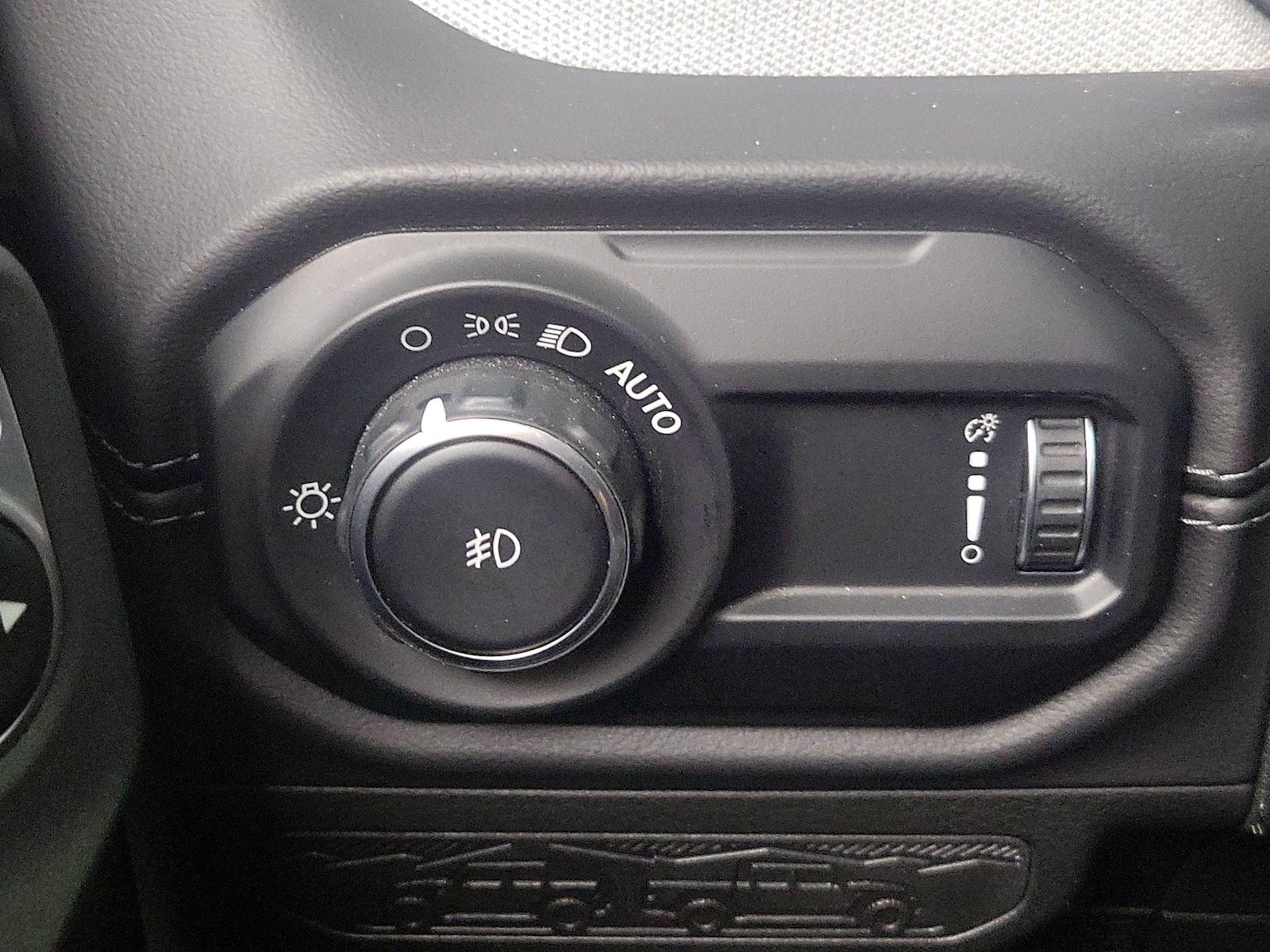 2025 Jeep Wrangler 4-Door Sahara - Photo 14