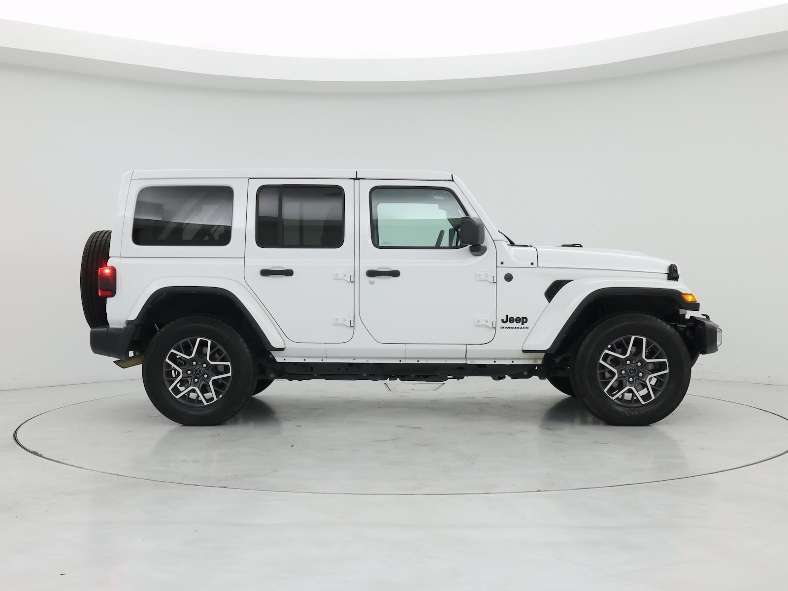 2025 Jeep Wrangler 4-Door Sahara - Photo 8