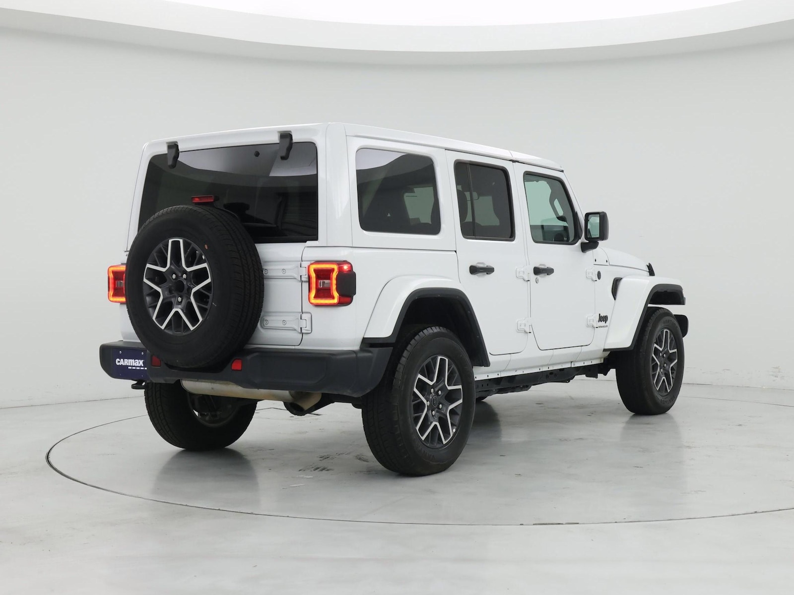 2025 Jeep Wrangler 4-Door Sahara - Photo 9