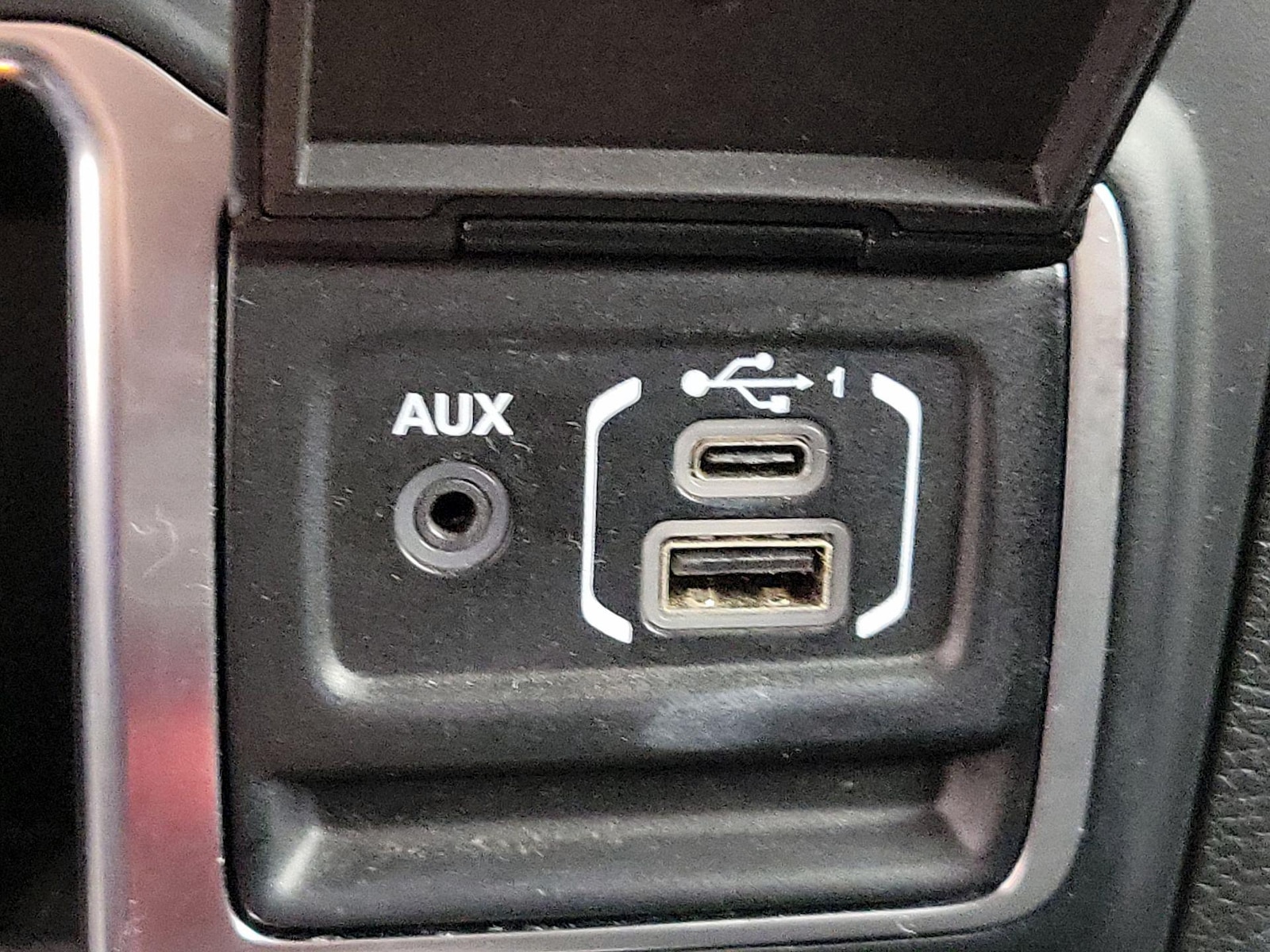 2023 Jeep Wrangler 4-Door Sport - Photo 19