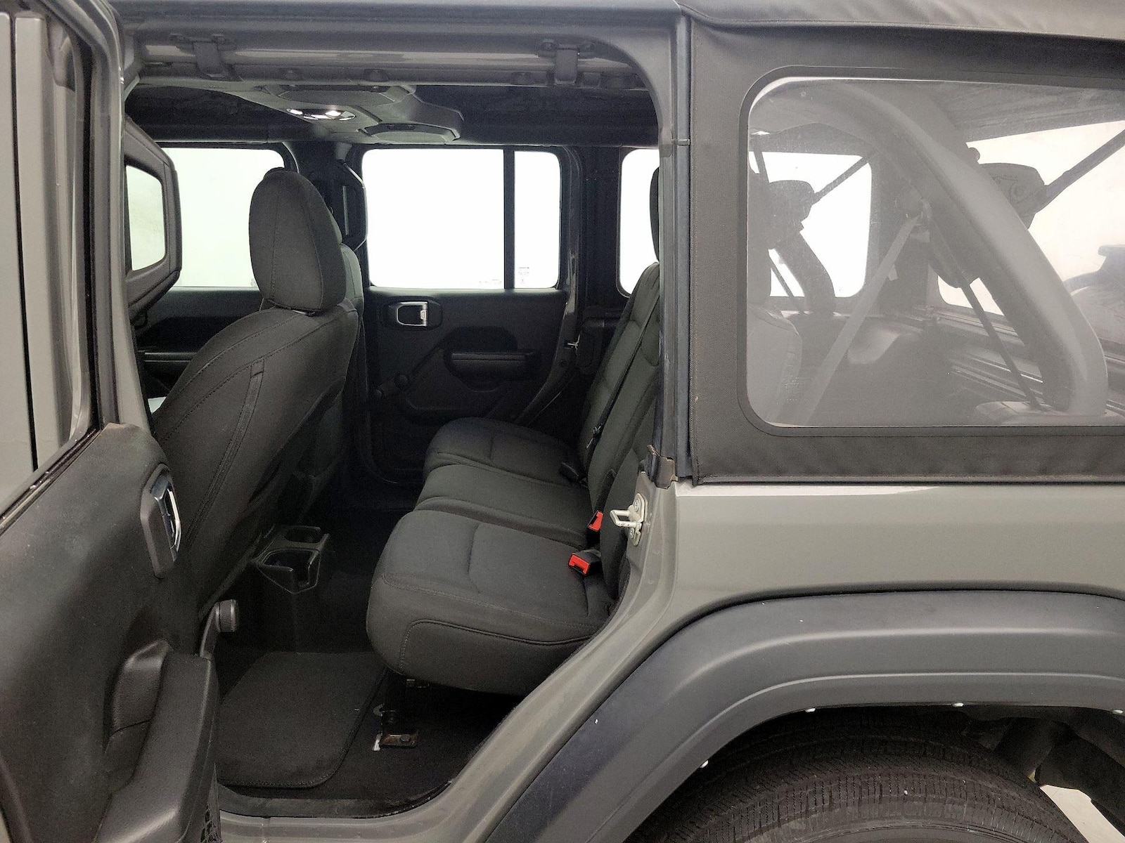 2023 Jeep Wrangler 4-Door Sport - Photo 20
