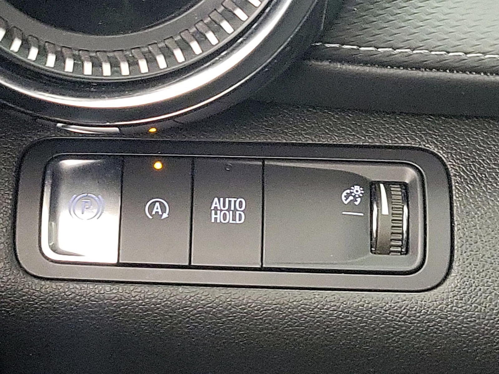 2025 Chevrolet Equinox LT - Photo 14