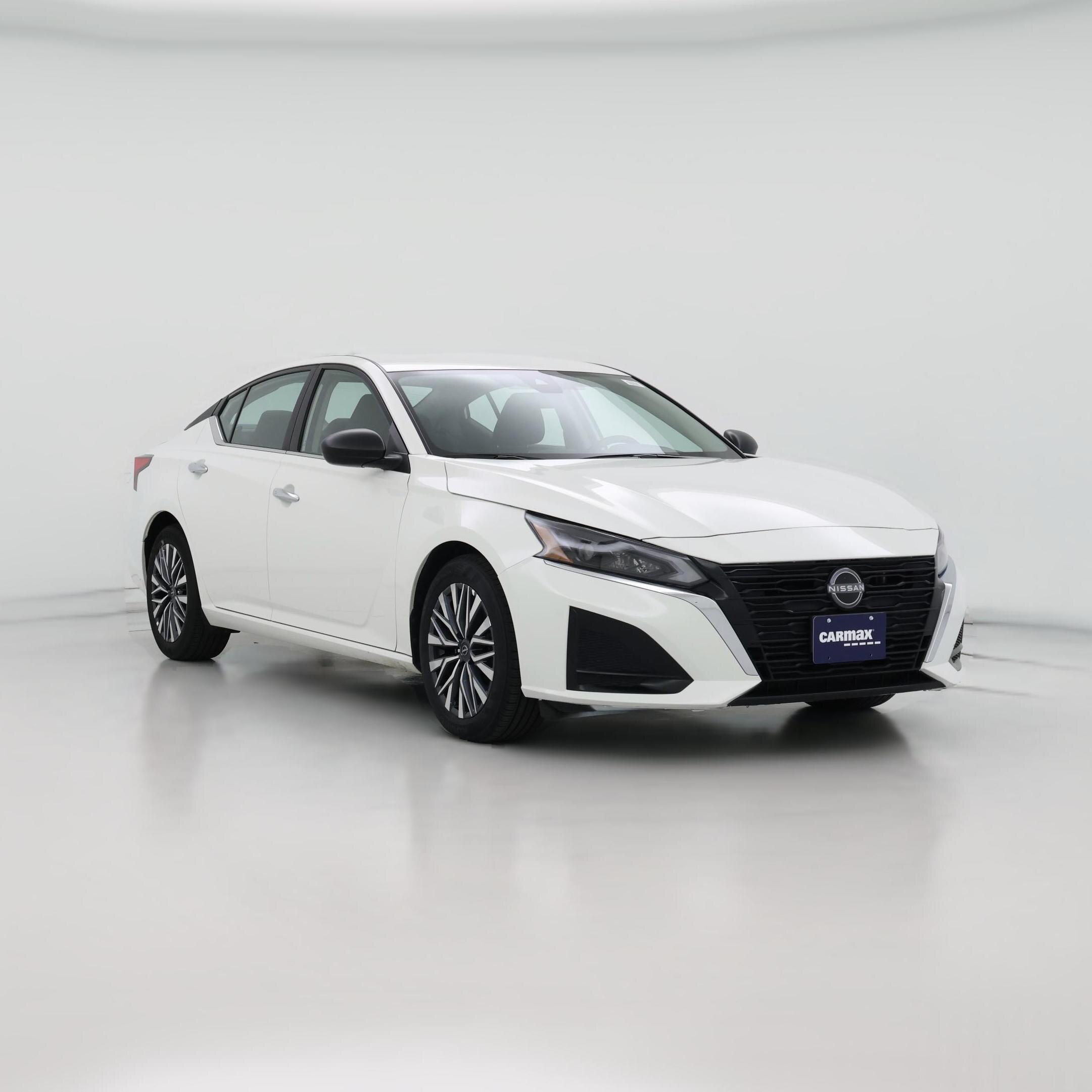Thumbnail: 2025 Nissan Altima - 1