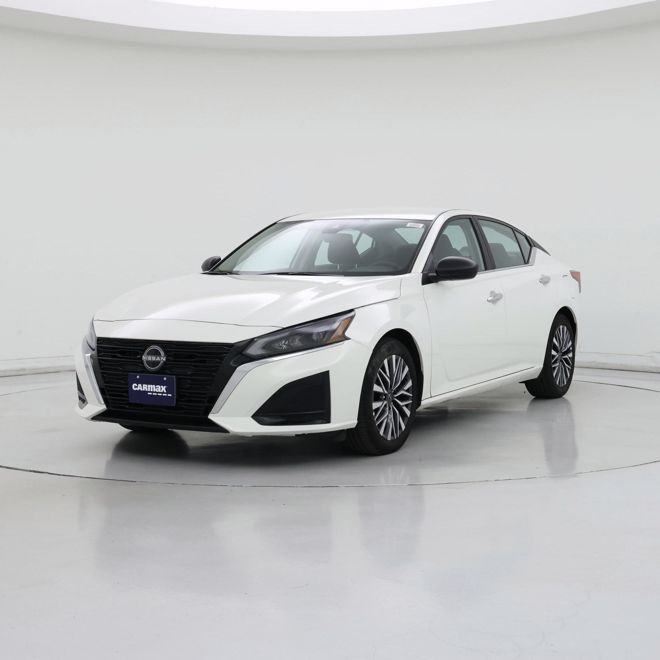 Thumbnail: 2025 Nissan Altima - 4