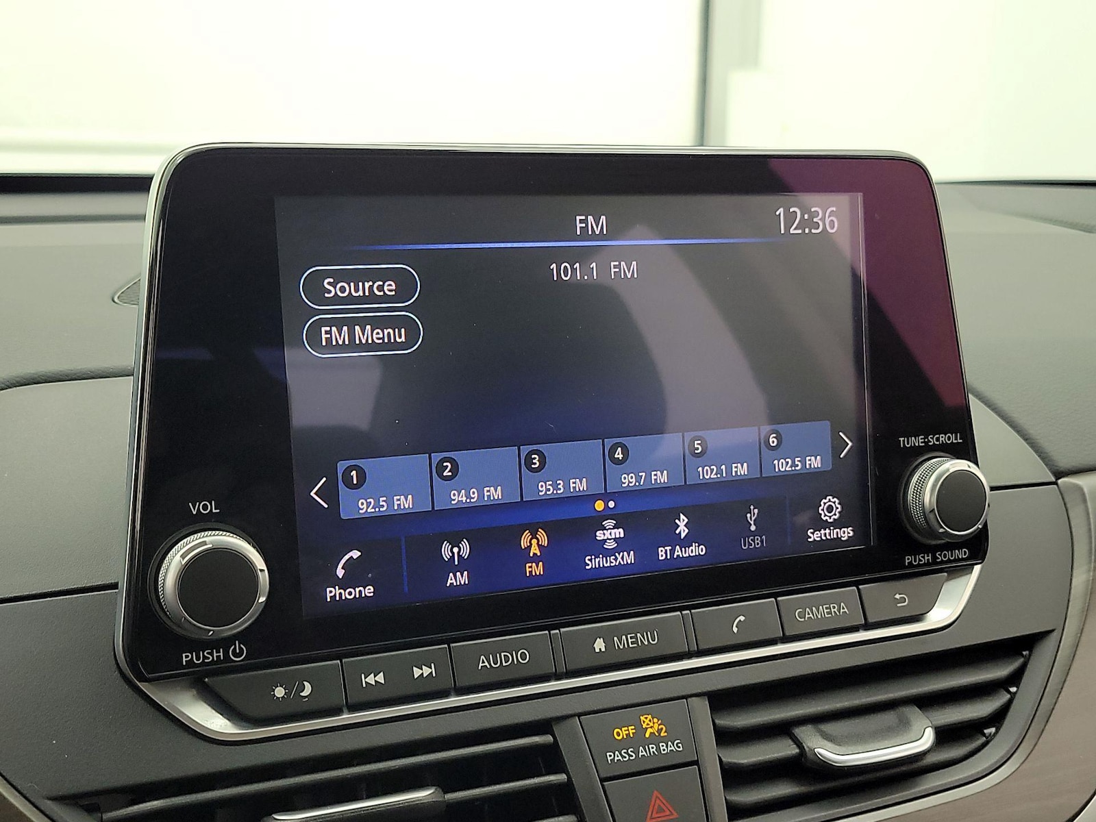 2025 Nissan Altima SV - Photo 16