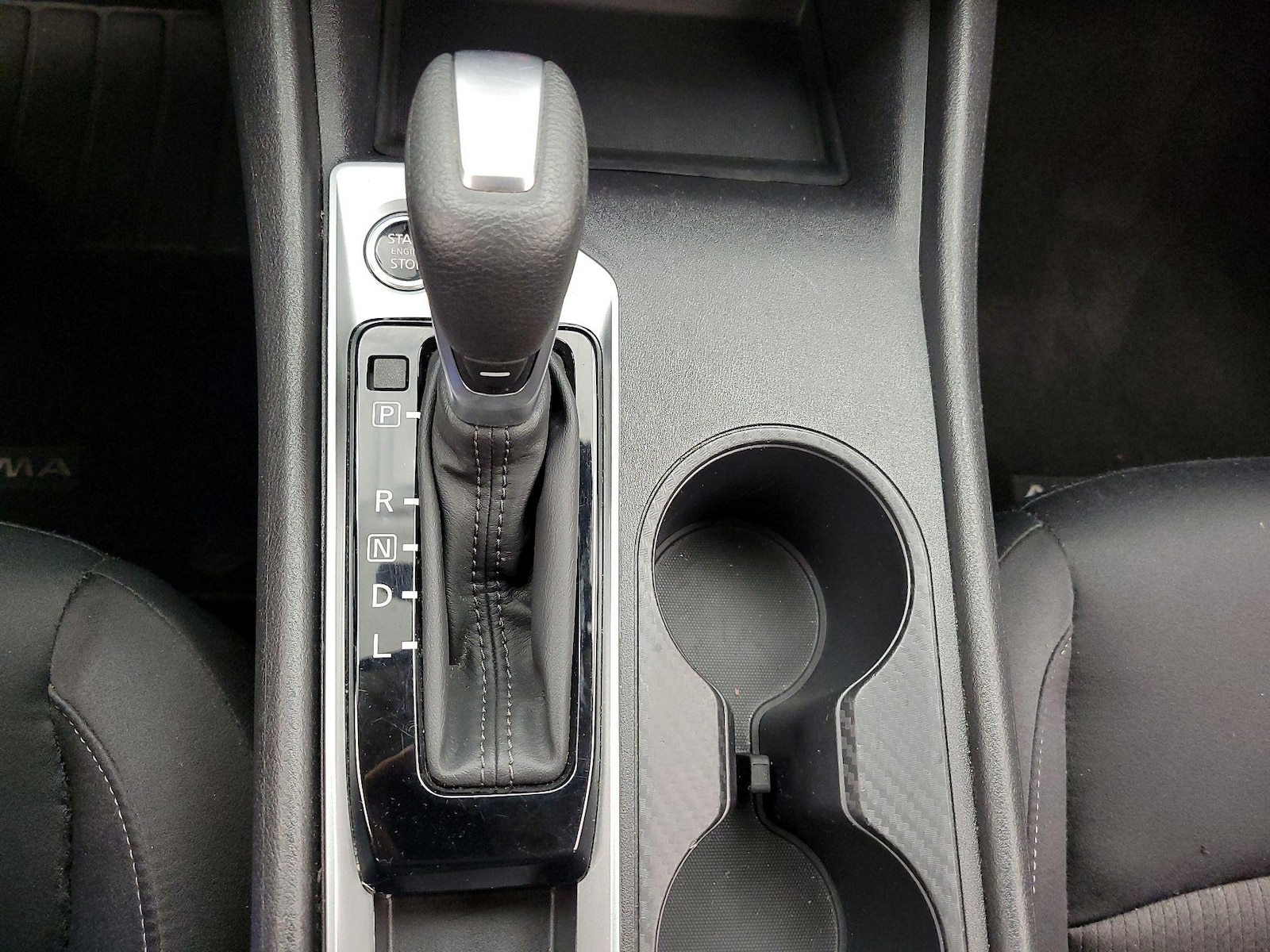 2025 Nissan Altima SV - Photo 18